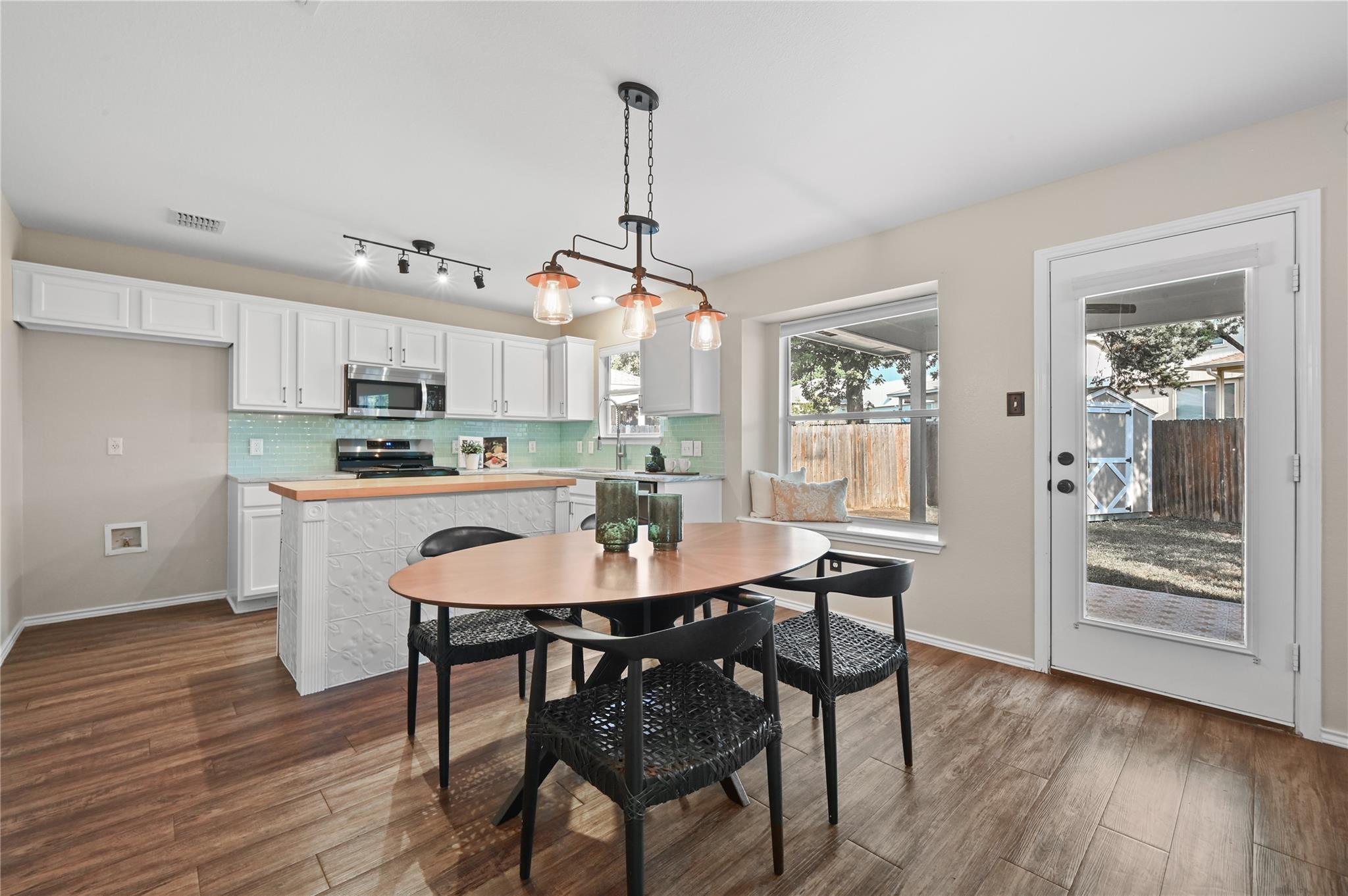 11608  Paul E Anderson Dr, photo 9