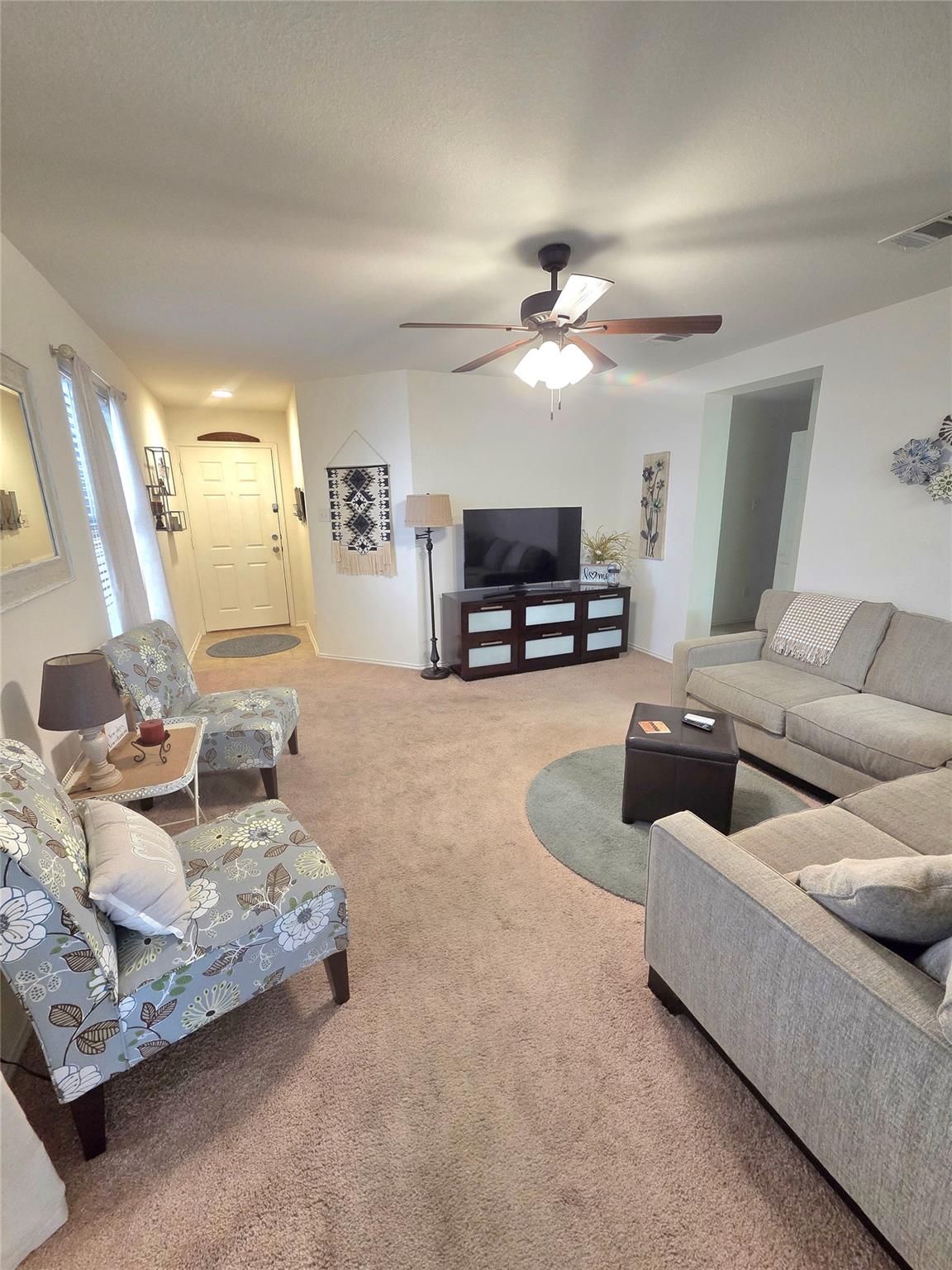 2408  McCook Dr, photo 3