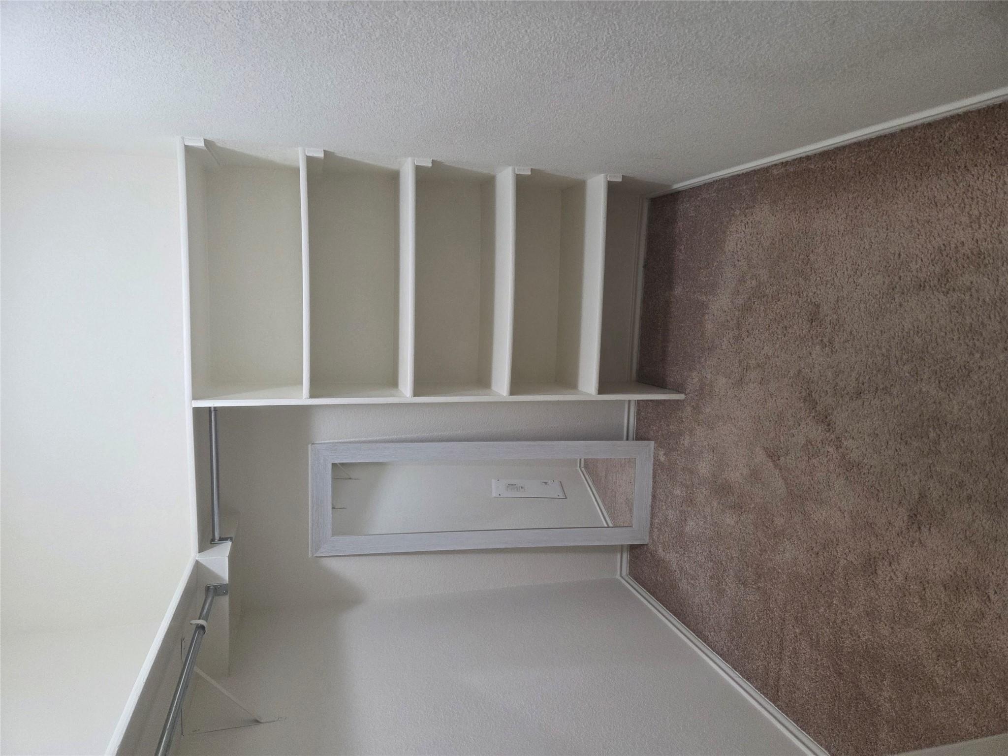2408  McCook Dr, photo 8