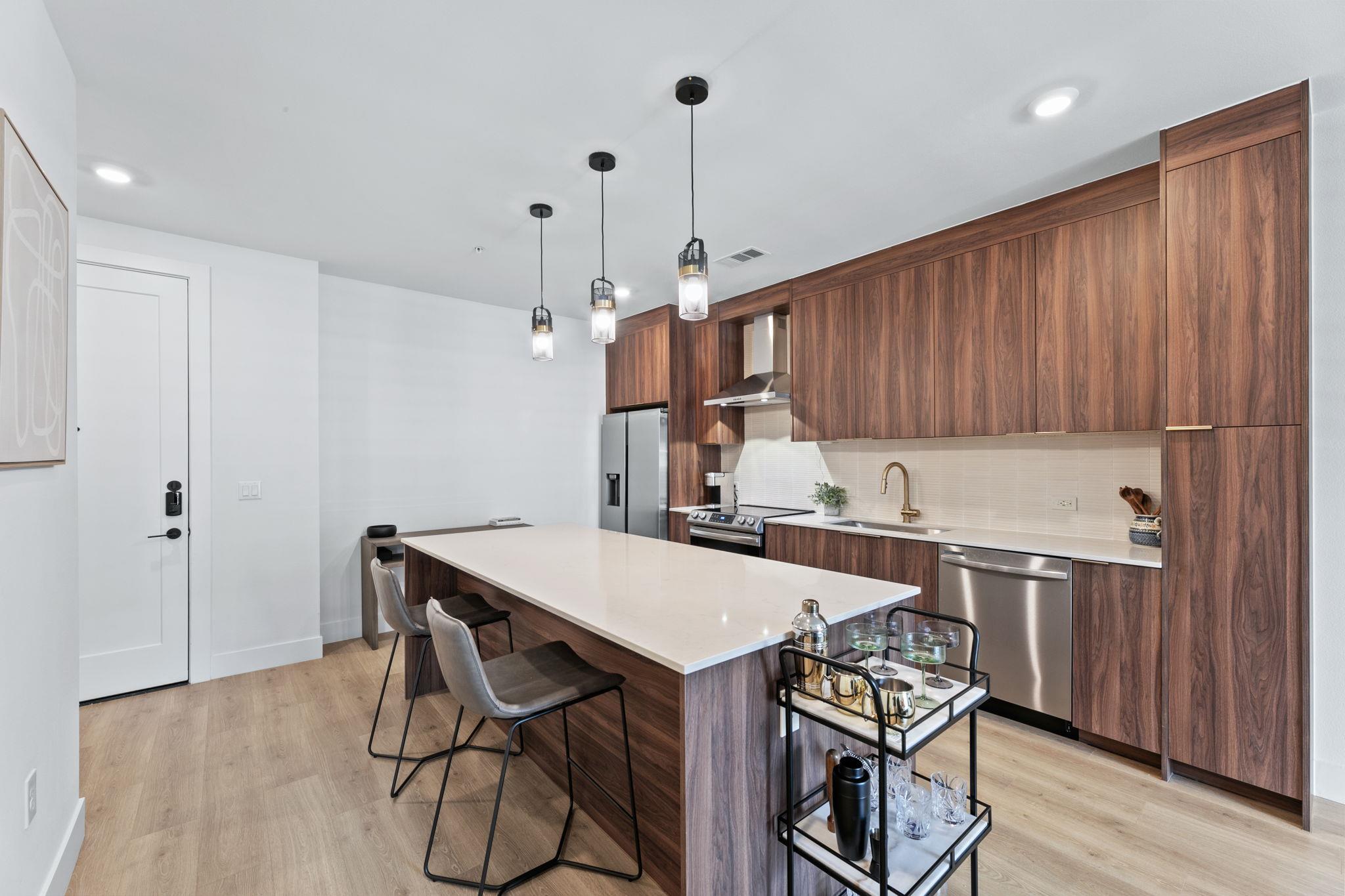 1701  Simond Ave  #407, photo 4