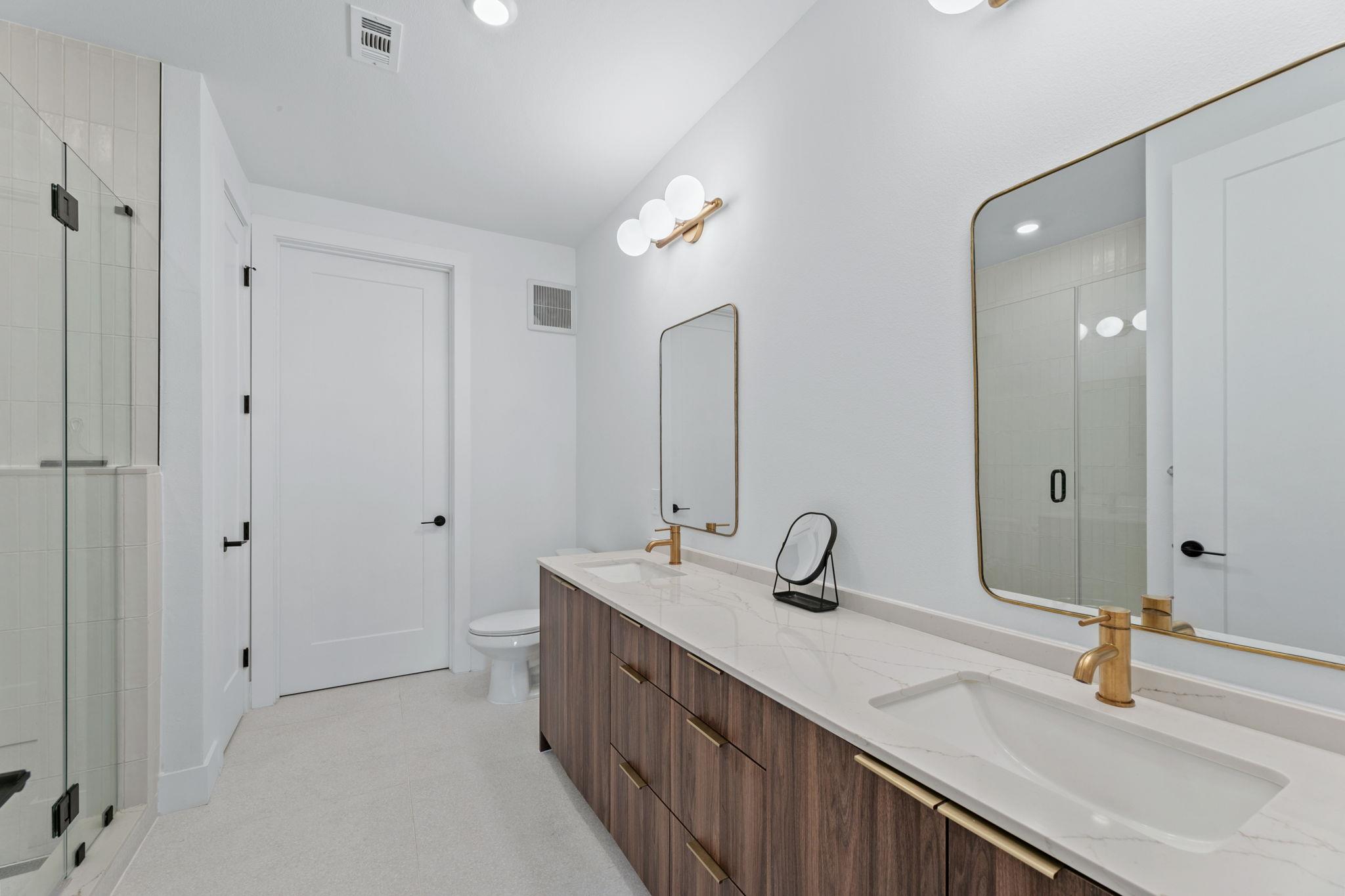 1701  Simond Ave  #407, photo 9