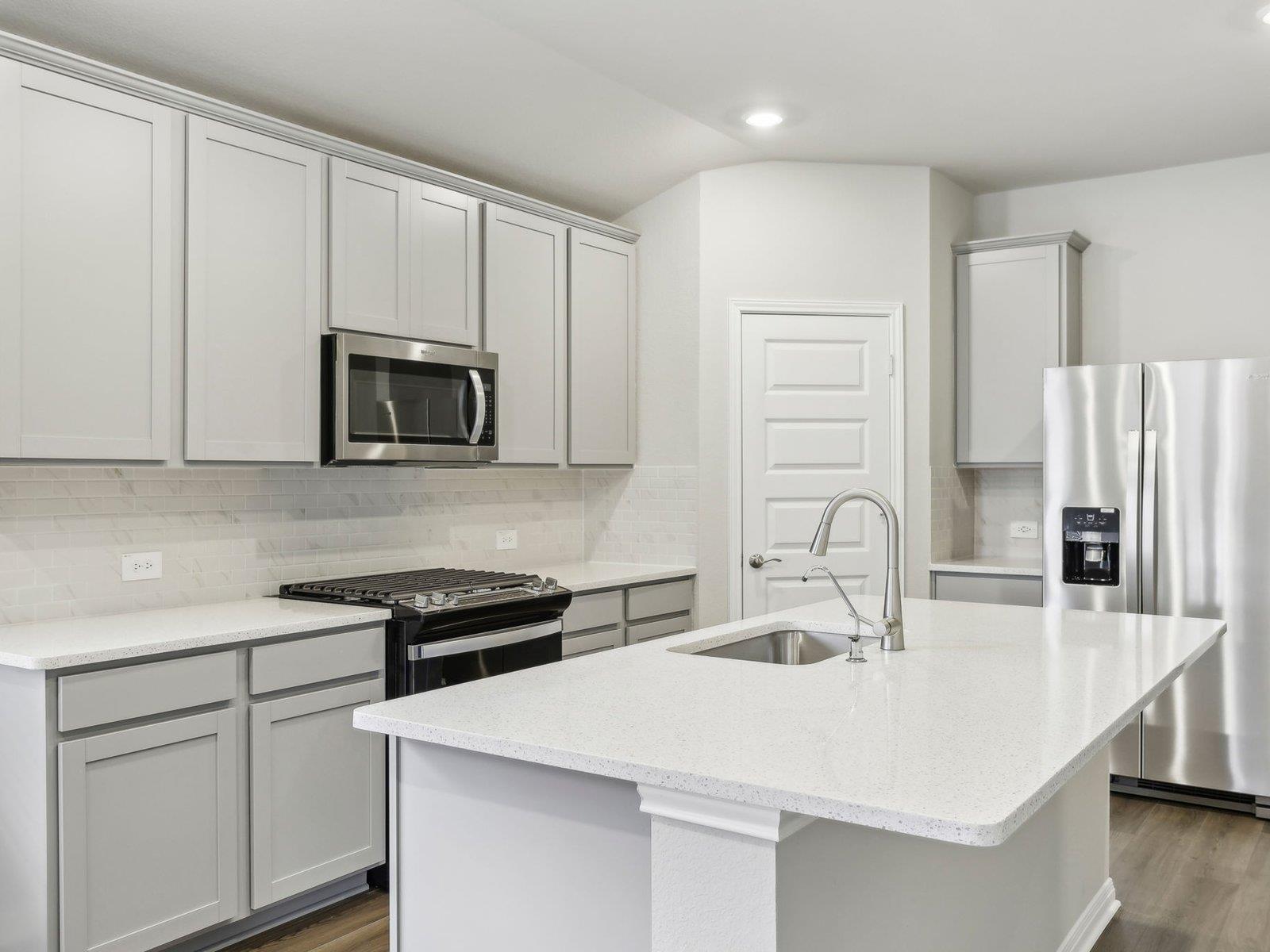 108 Woodbrook Dr photo 5