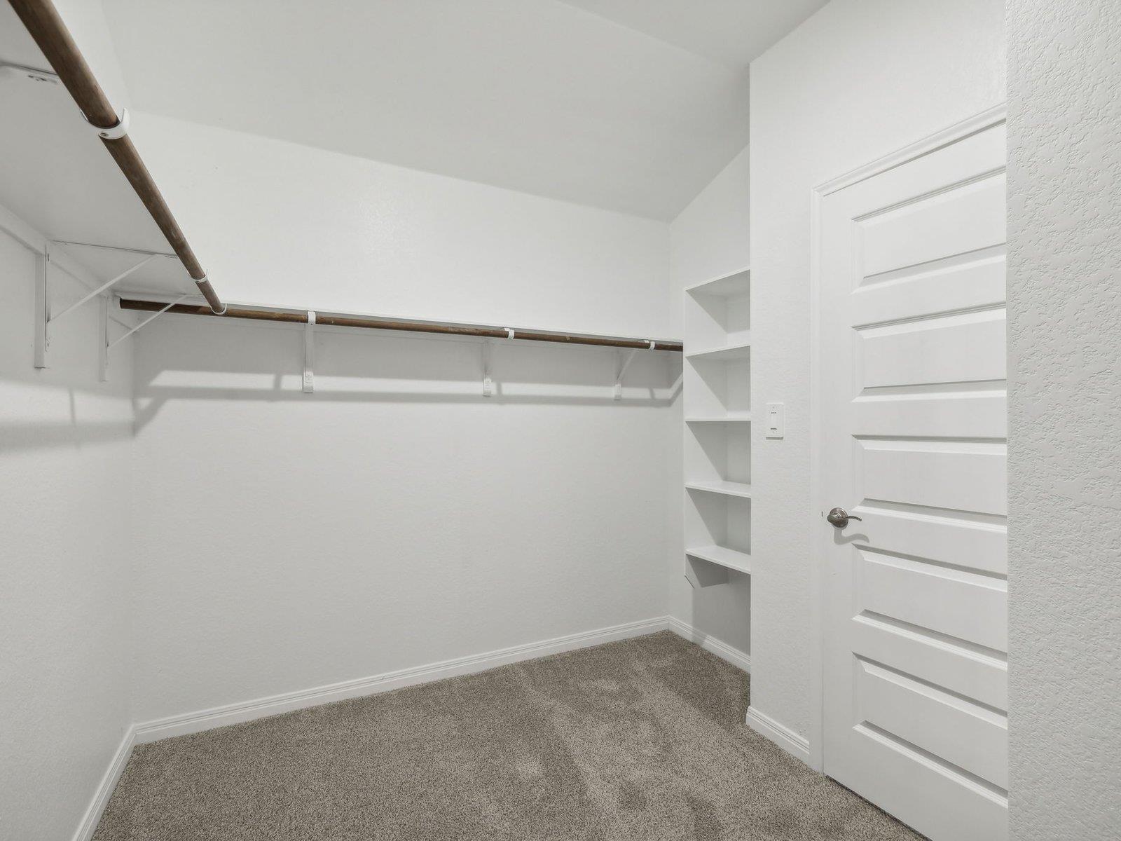 108 Woodbrook Dr photo 8