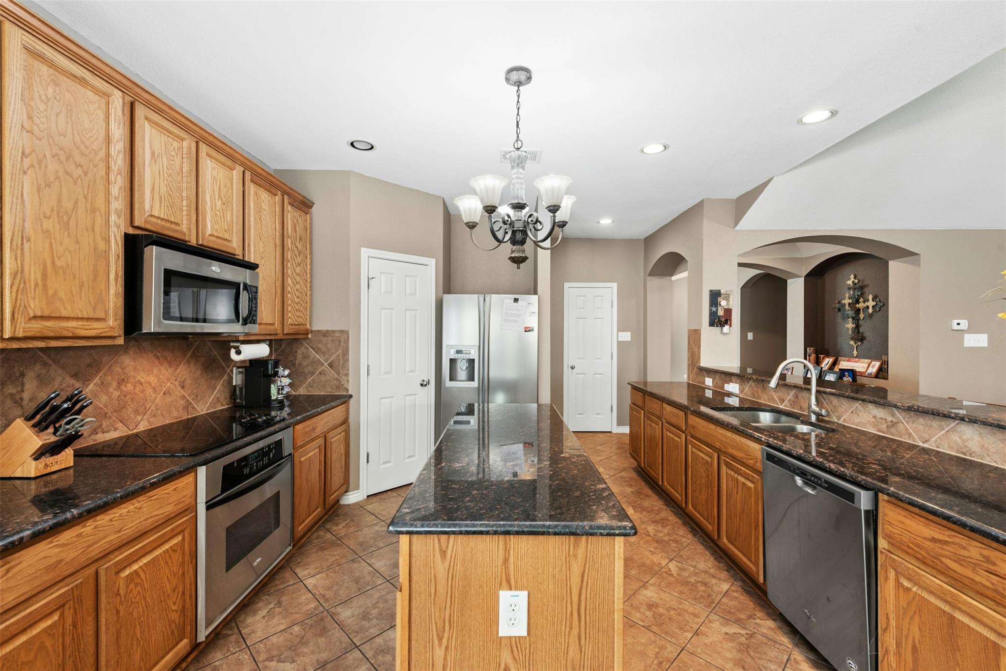 30013  Edgewood Dr, photo 11