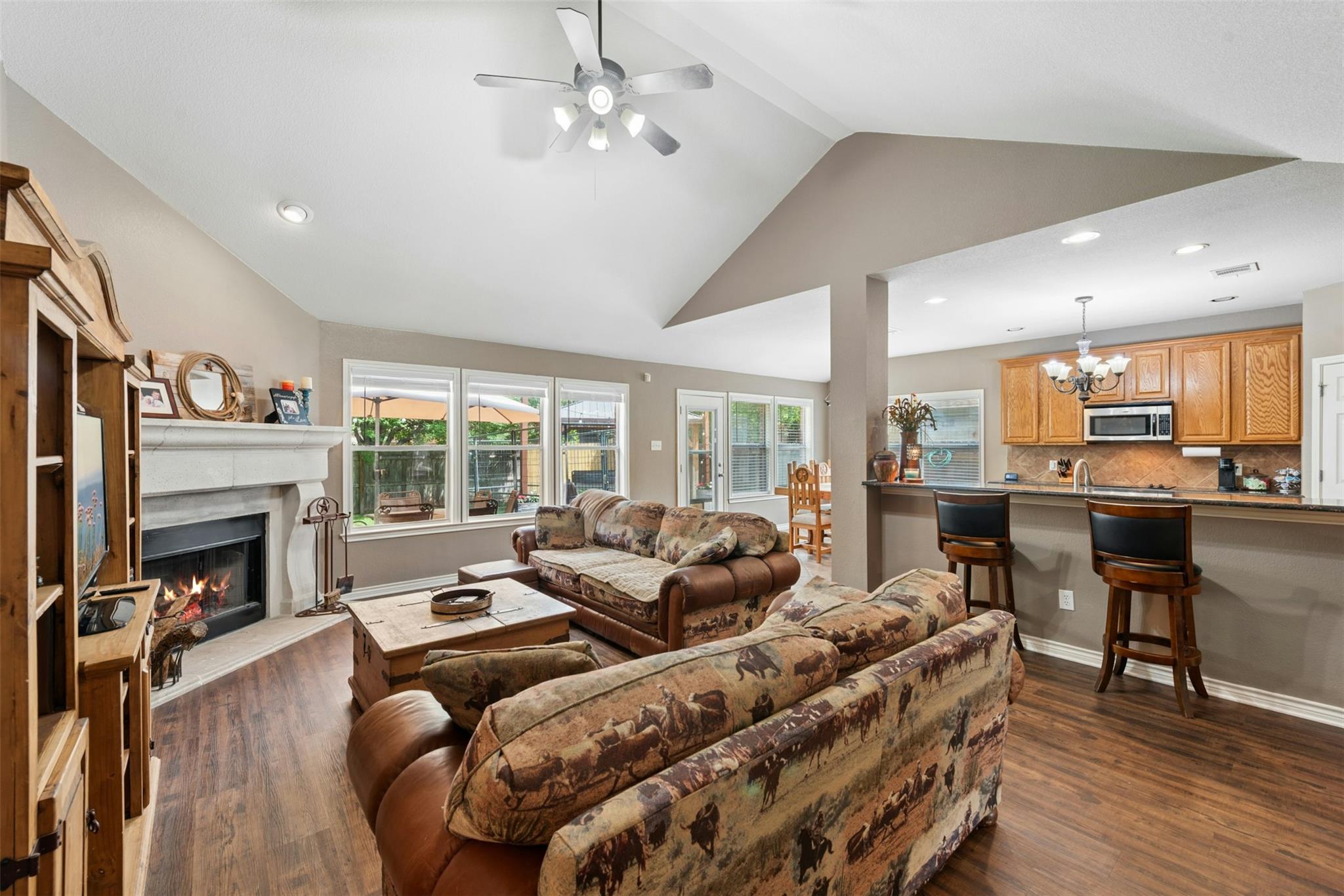 30013  Edgewood Dr, photo 8