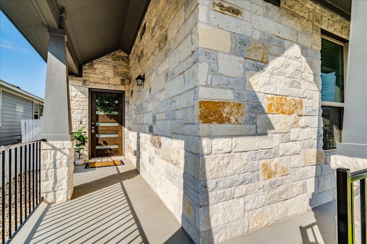 223  Rieber Rd, photo 3