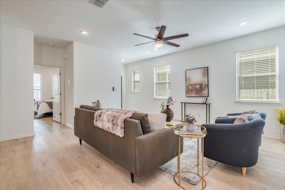 223  Rieber Rd, photo 6