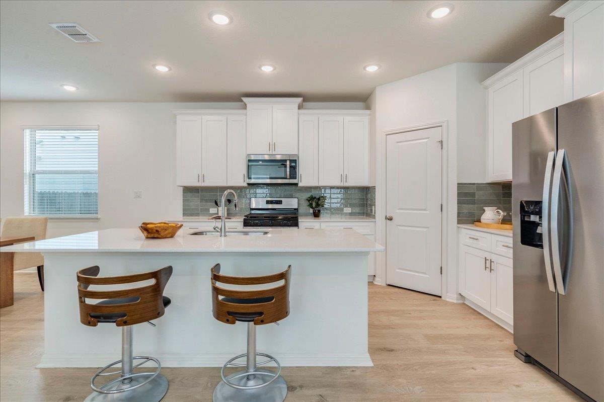 223  Rieber Rd, photo 9