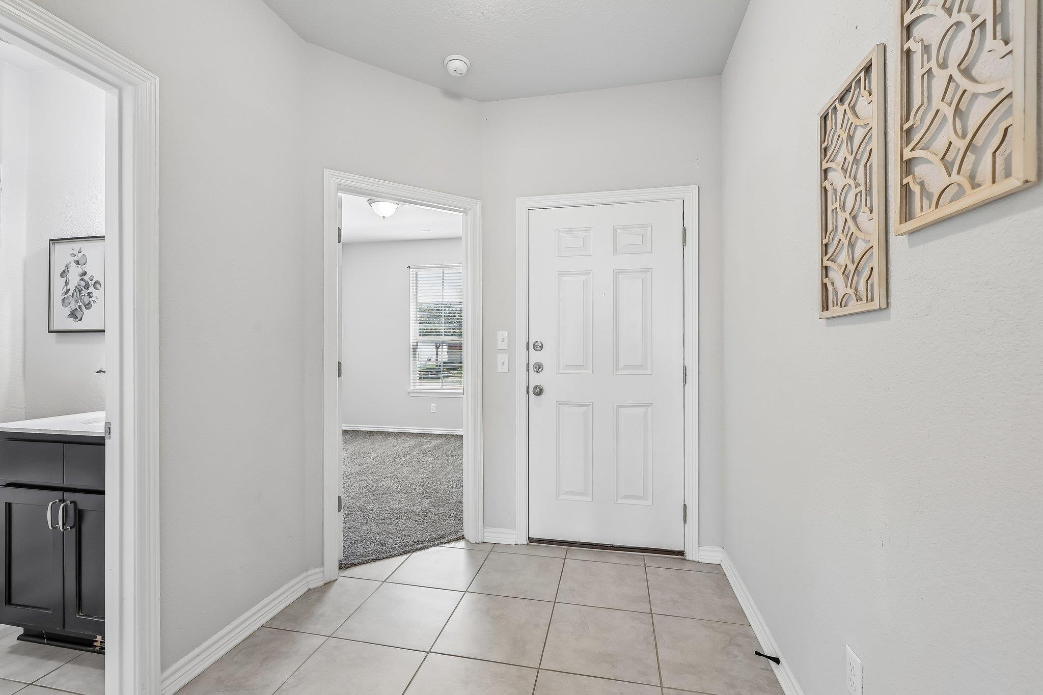 1117  Waterfall Ave, photo 4