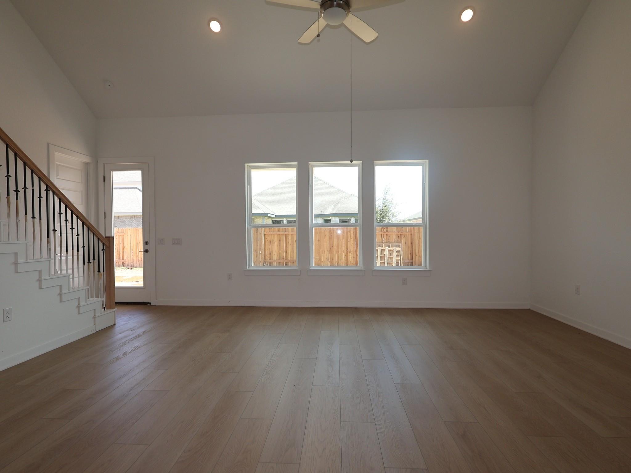 134  Leland Ave, photo 6