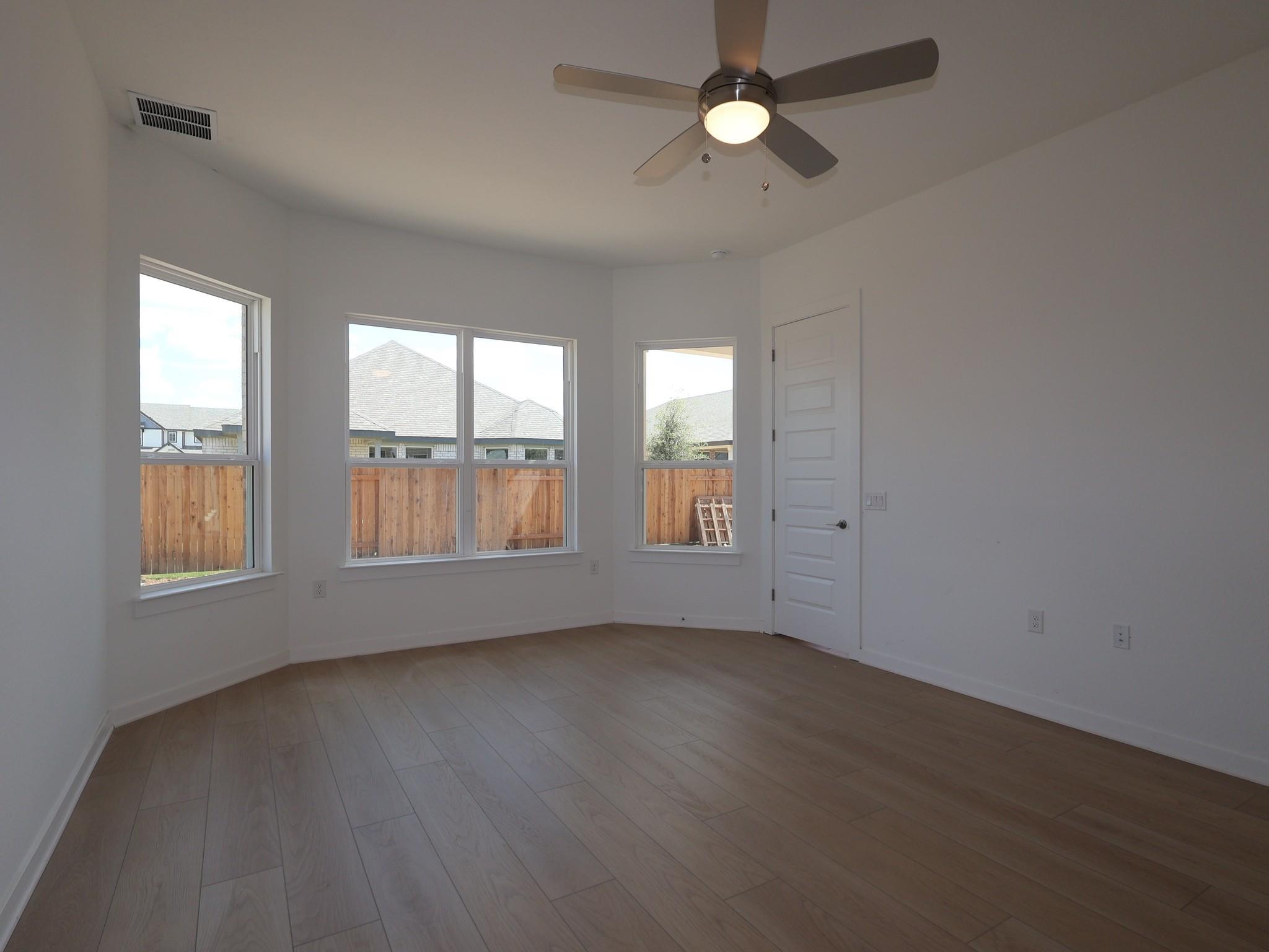 134  Leland Ave, photo 8