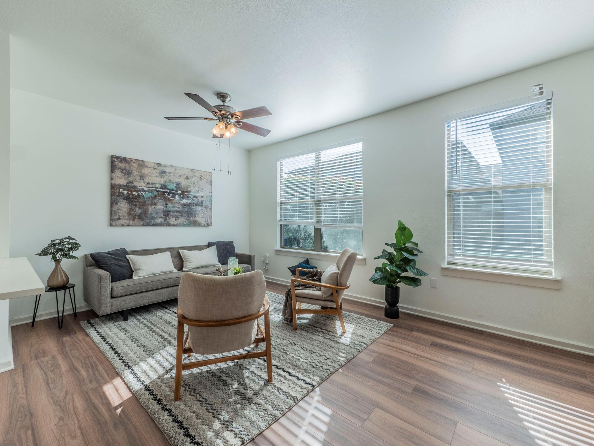 1201  Grove Blvd  #702, photo 2
