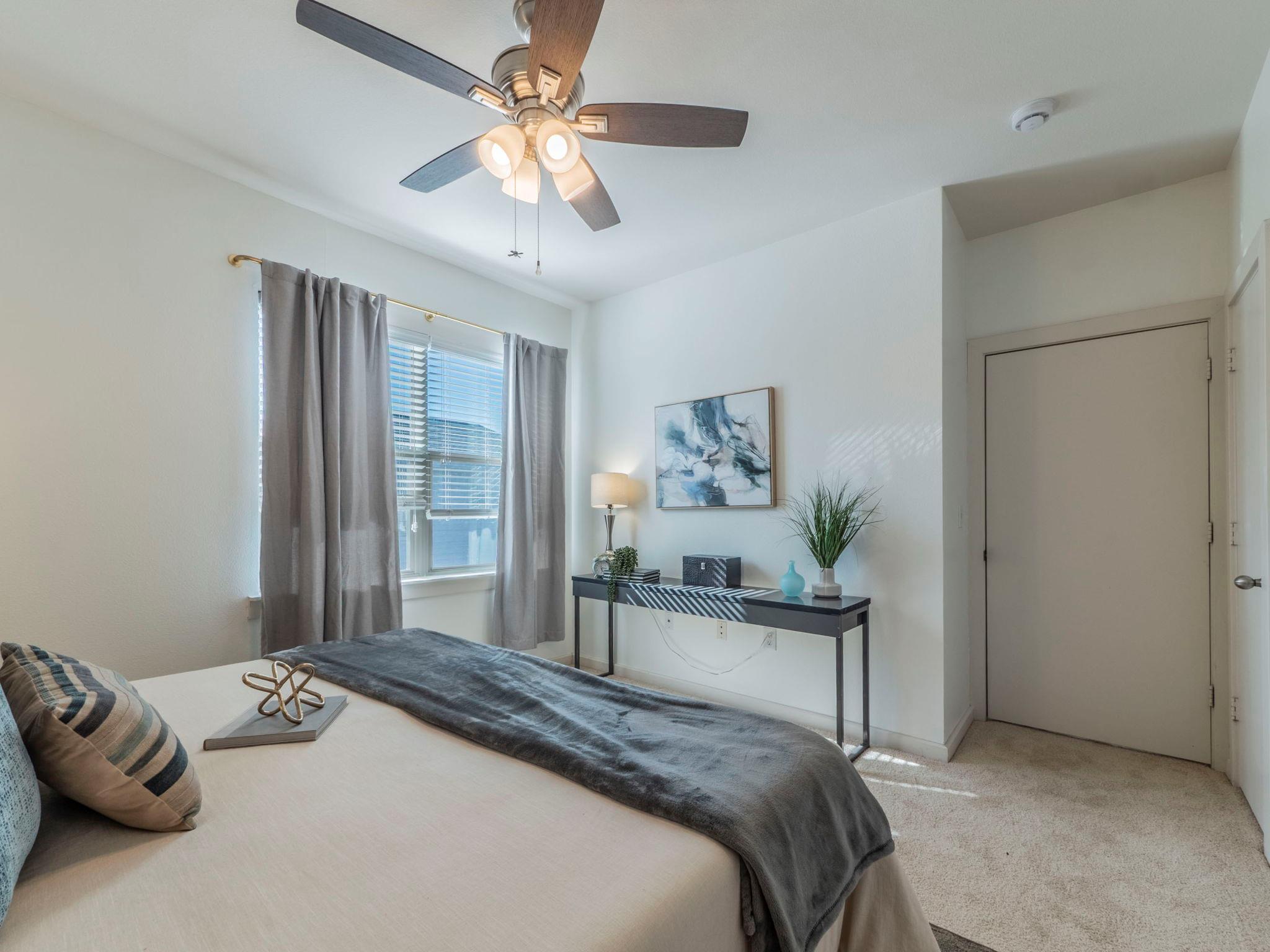 1201  Grove Blvd  #702, photo 9