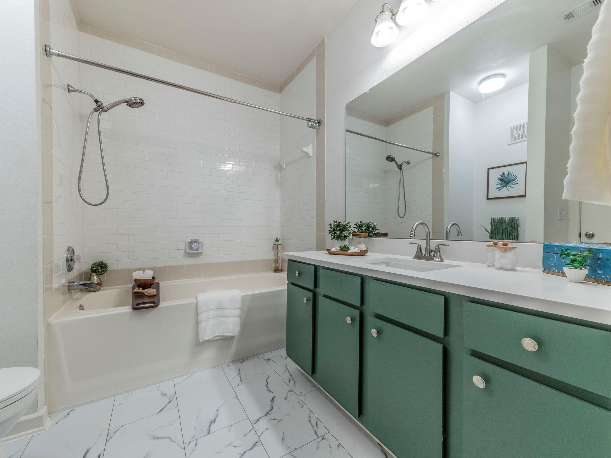 1201  Grove Blvd  #702, photo 10