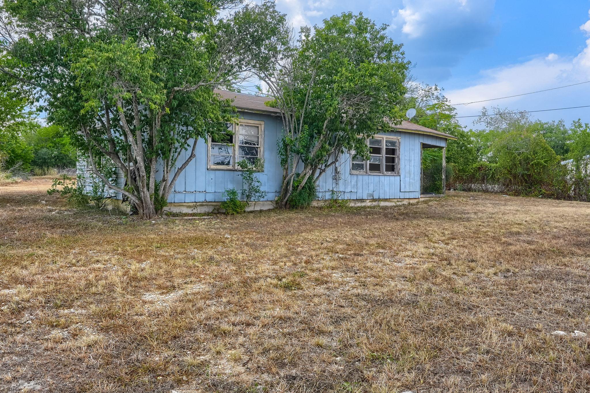 2212  Hunter Rd, photo 2