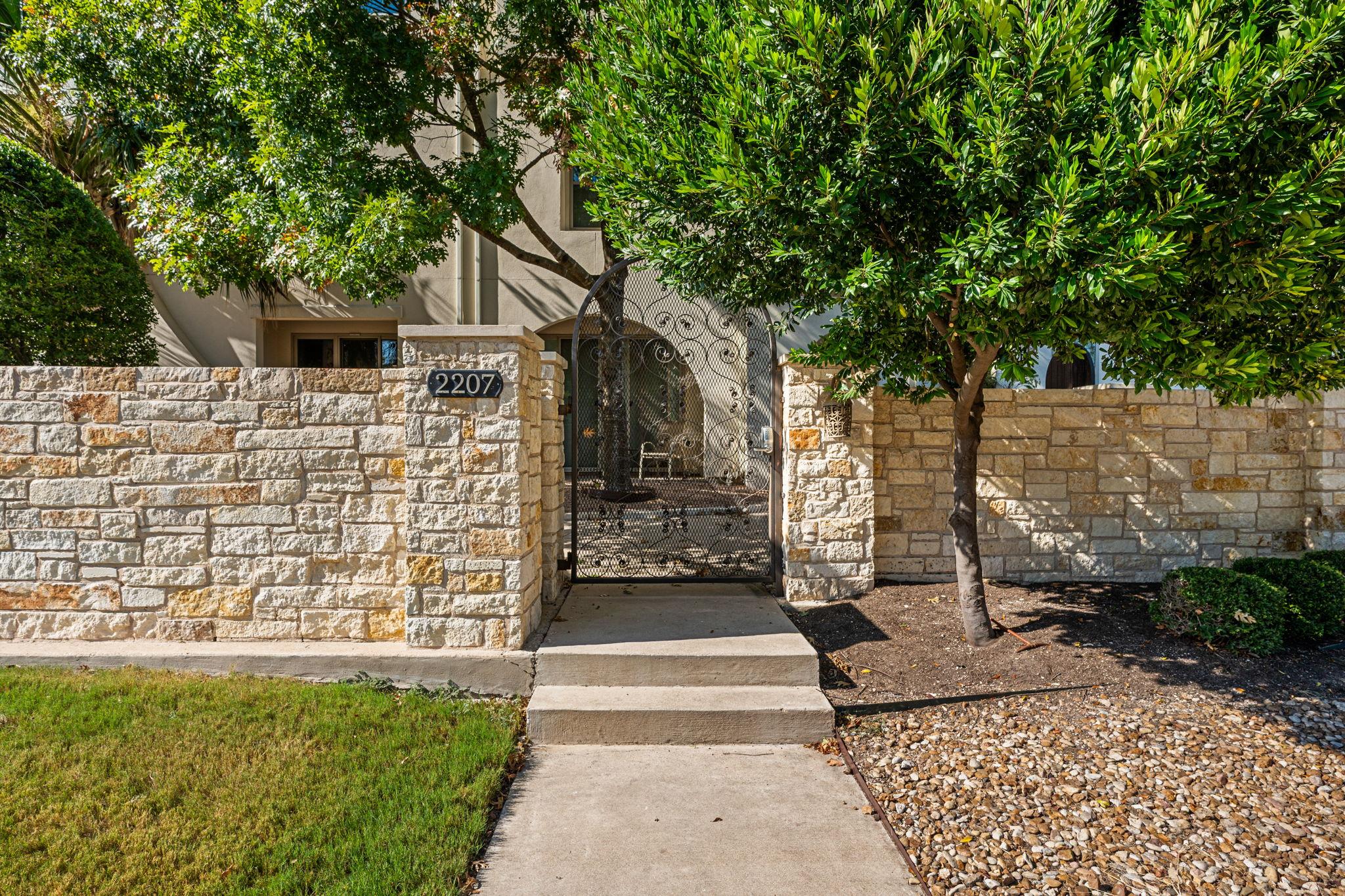 2207  Pasadena Dr  #10, photo 5