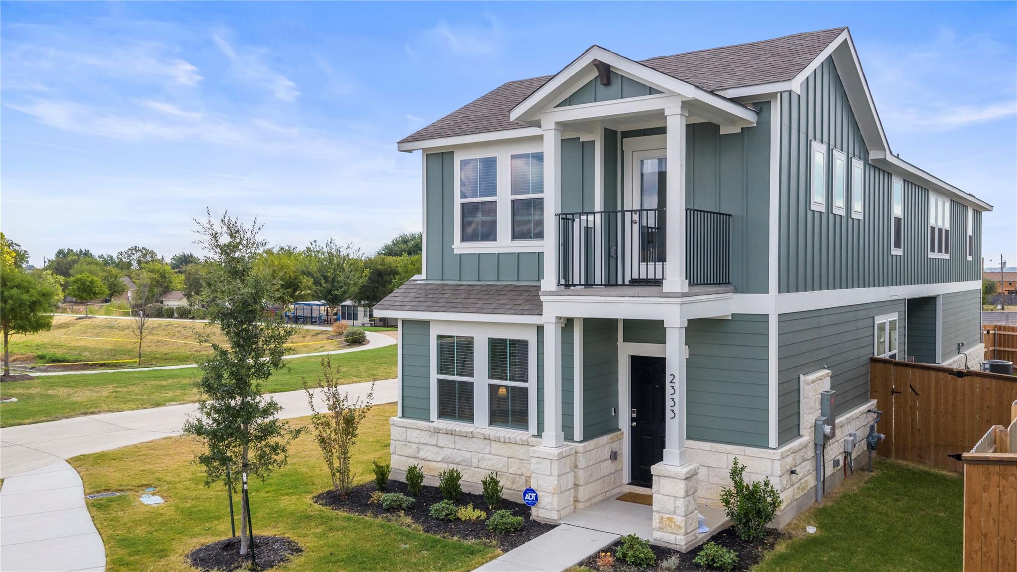 2333  Oscar Eli Pl, photo 2