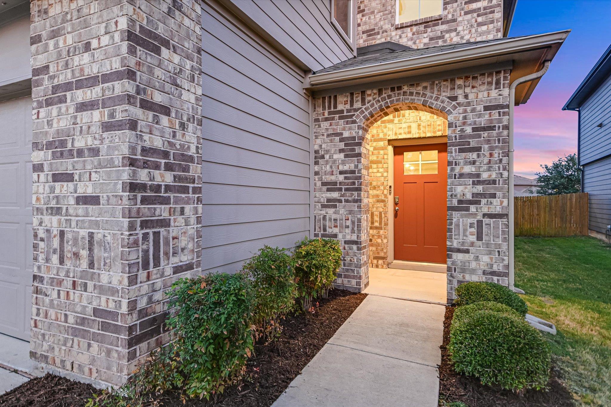 14009  Heidhorn Dr, photo 2