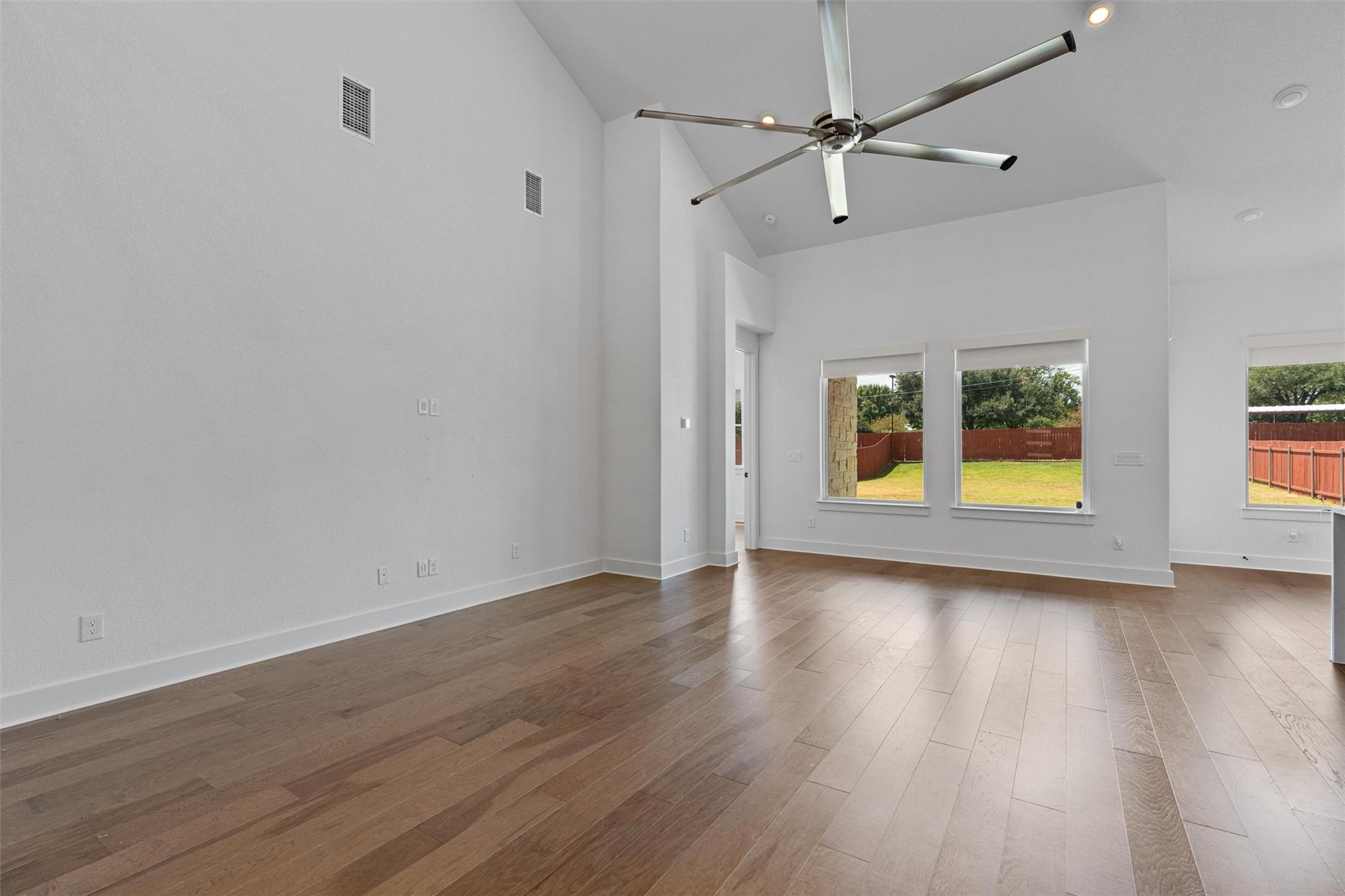 1314  Cardinal Ln, photo 10