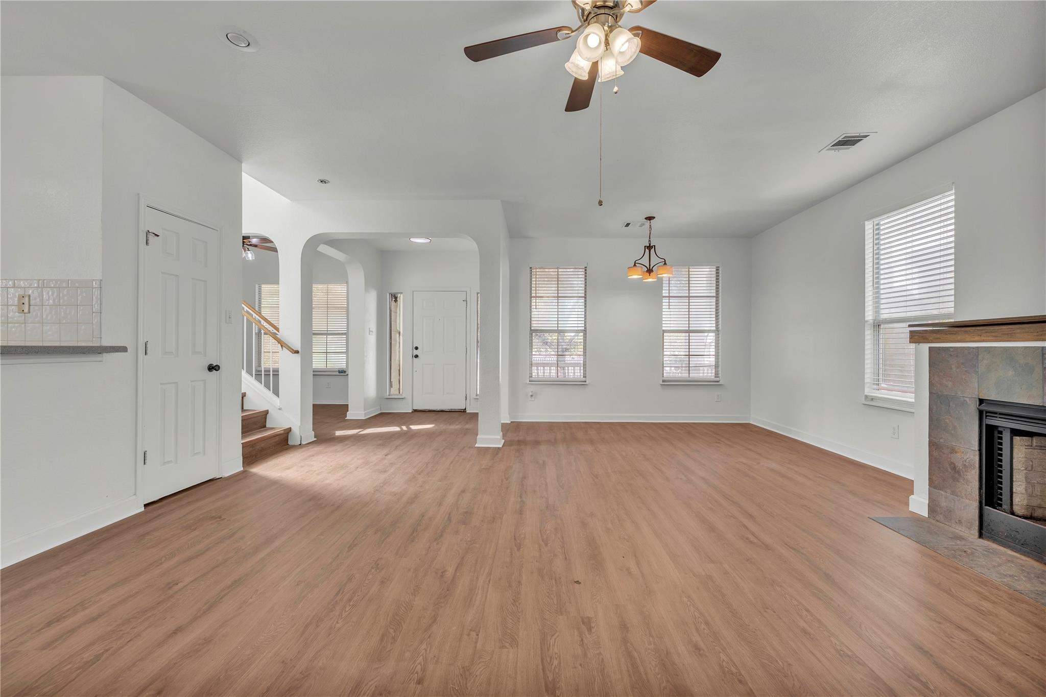 259  Mendez Loop, photo 6