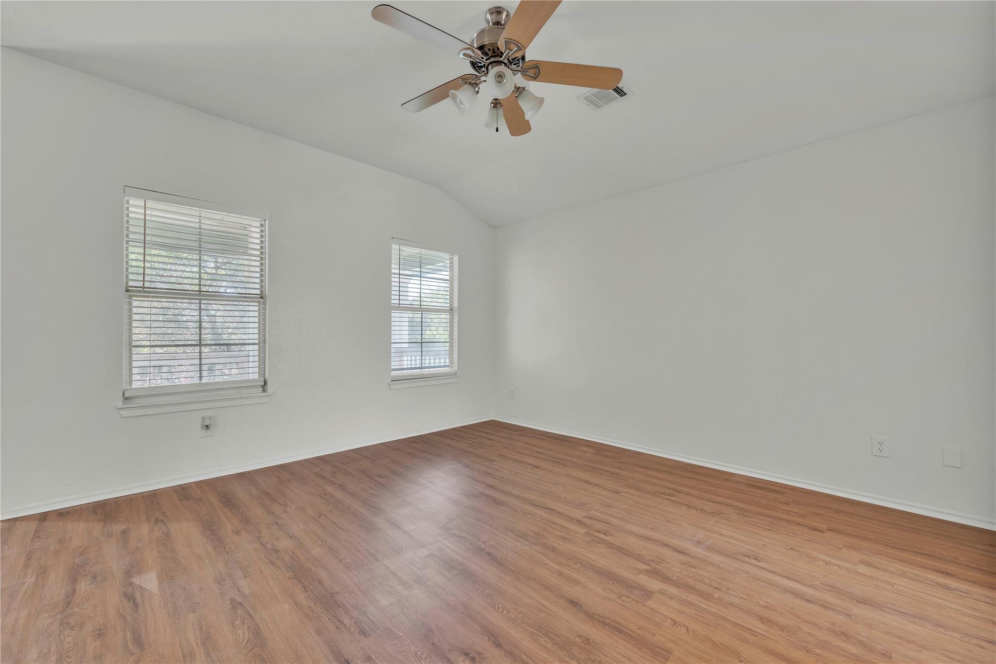 259  Mendez Loop, photo 9