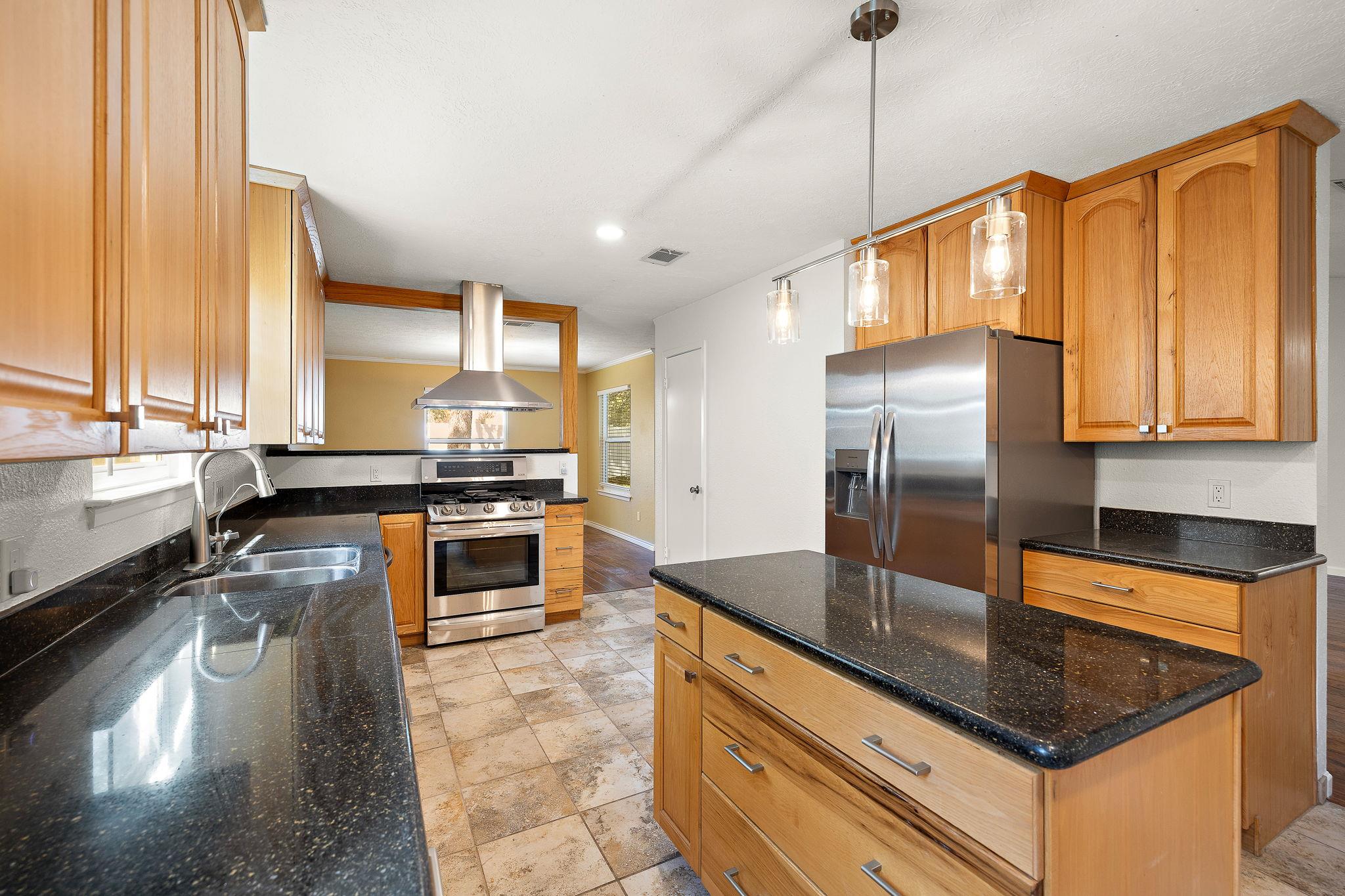 11608  Tanglebriar Trl, photo 9