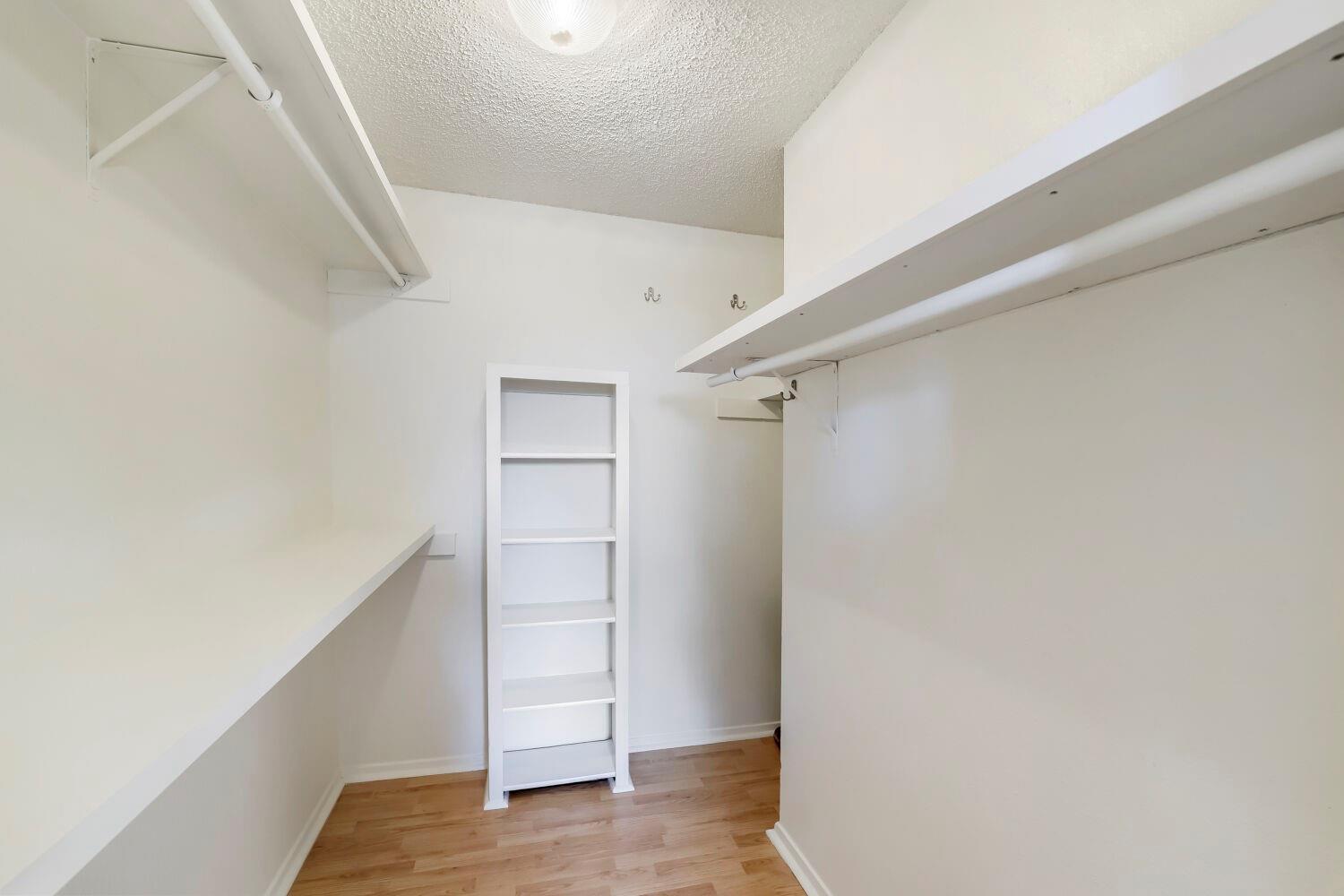 6903  Deatonhill Dr  #20, photo 12