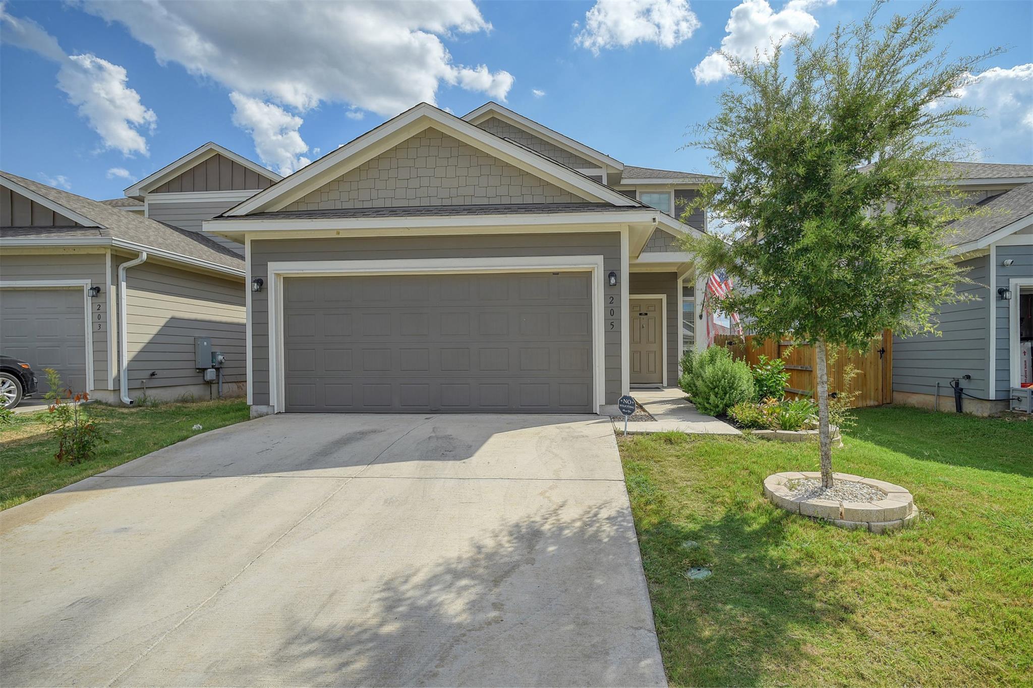 205  Driftwood Ln, photo 4