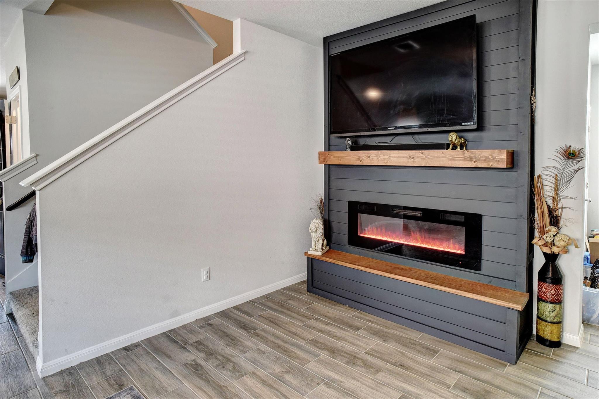 205  Driftwood Ln, photo 6