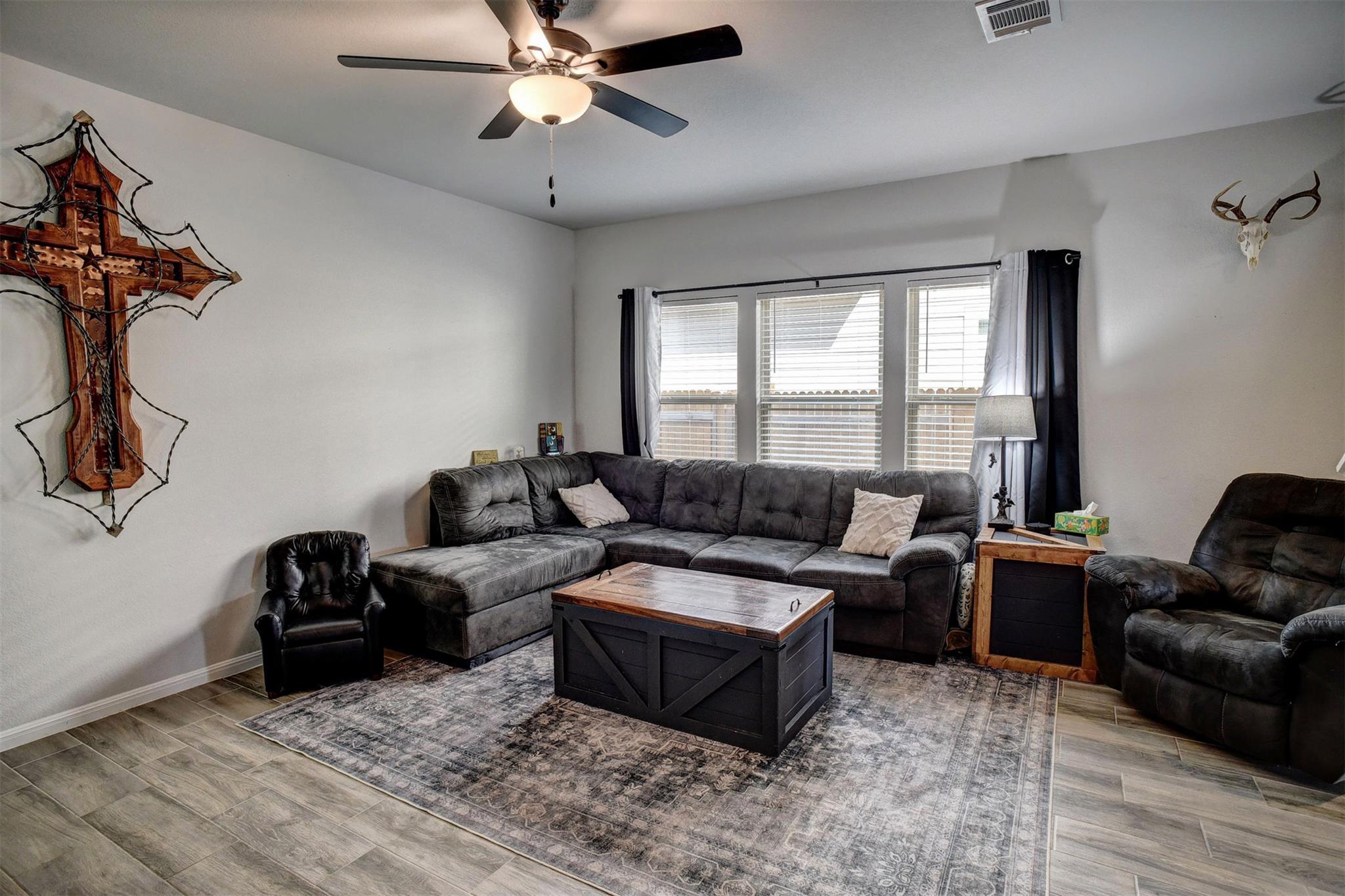 205  Driftwood Ln, photo 8