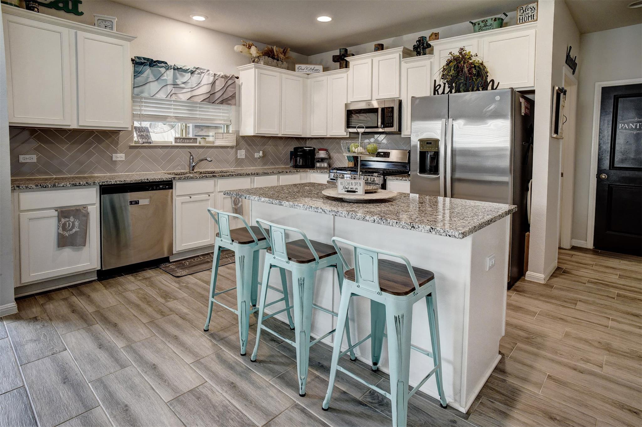 205  Driftwood Ln, photo 10