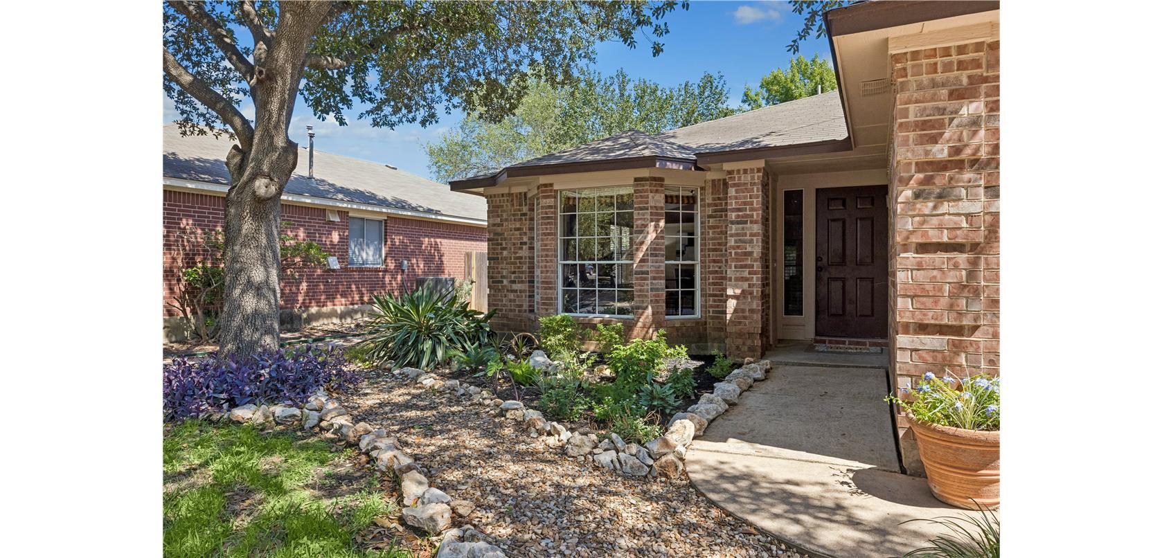 4316  Companeros Way, photo 2