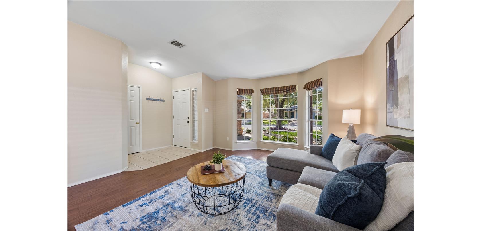 4316  Companeros Way, photo 5