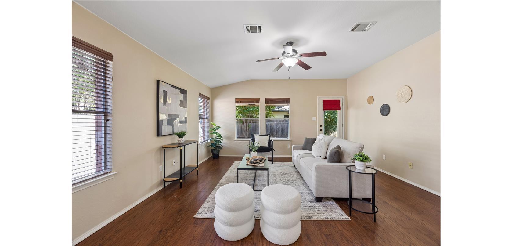 4316  Companeros Way, photo 8