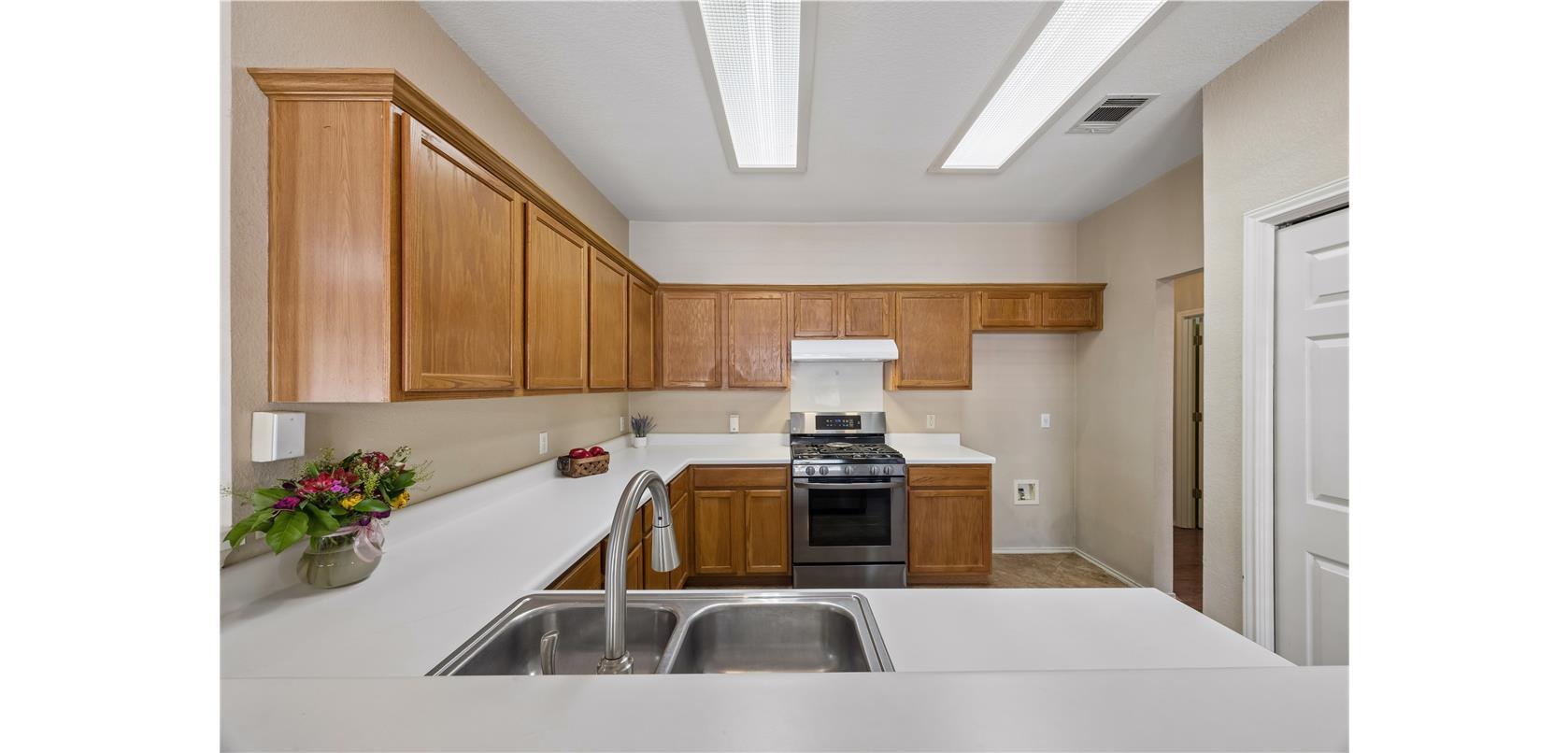 4316  Companeros Way, photo 10