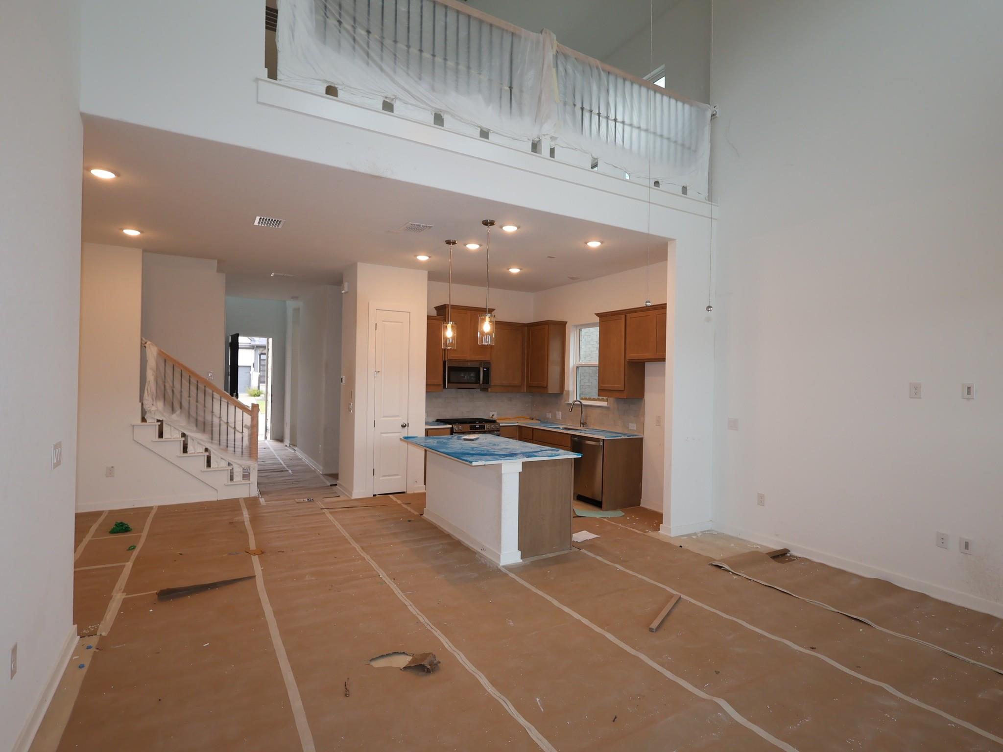 836  Corvallis Dr, photo 2