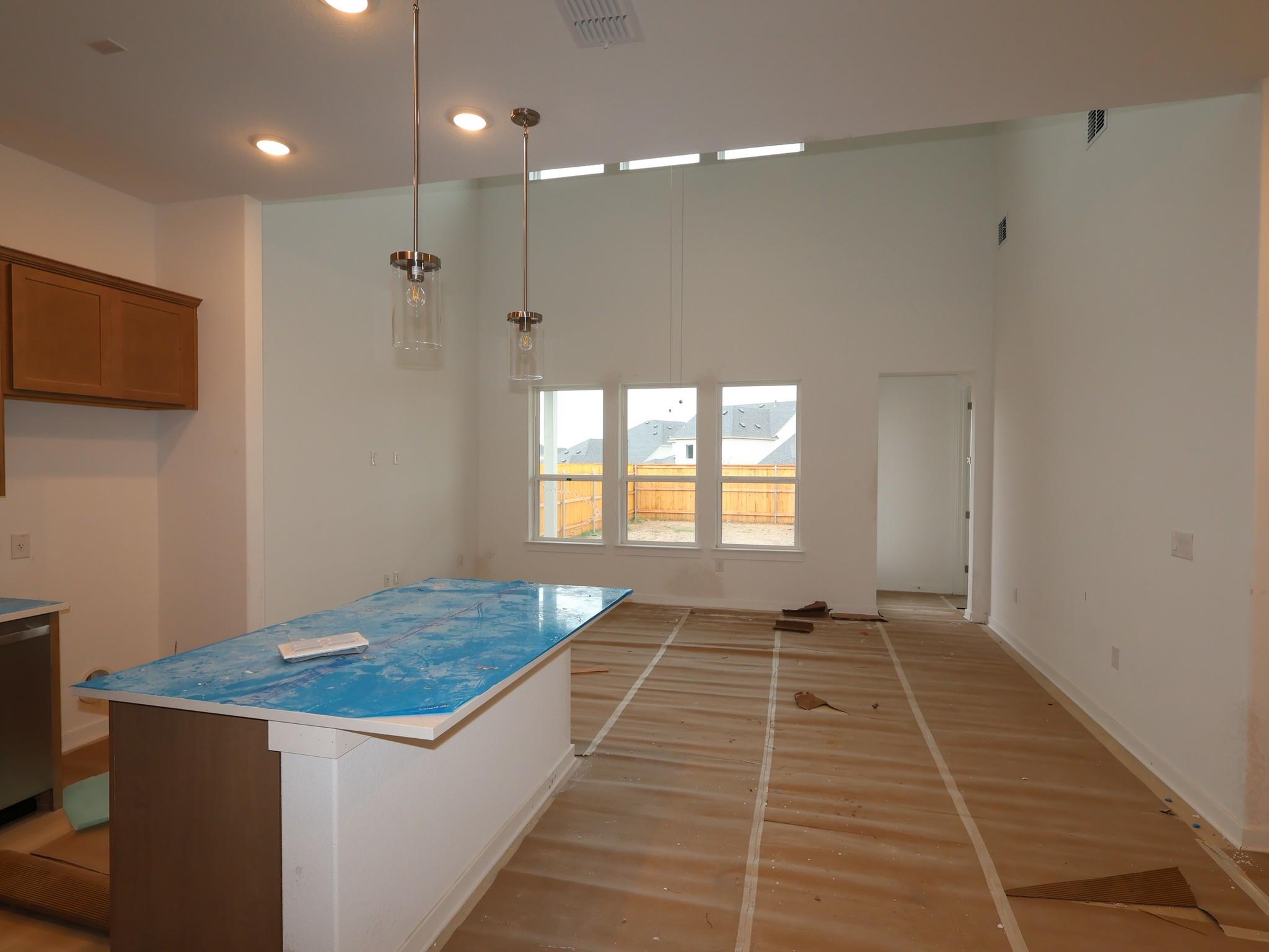 836  Corvallis Dr, photo 4