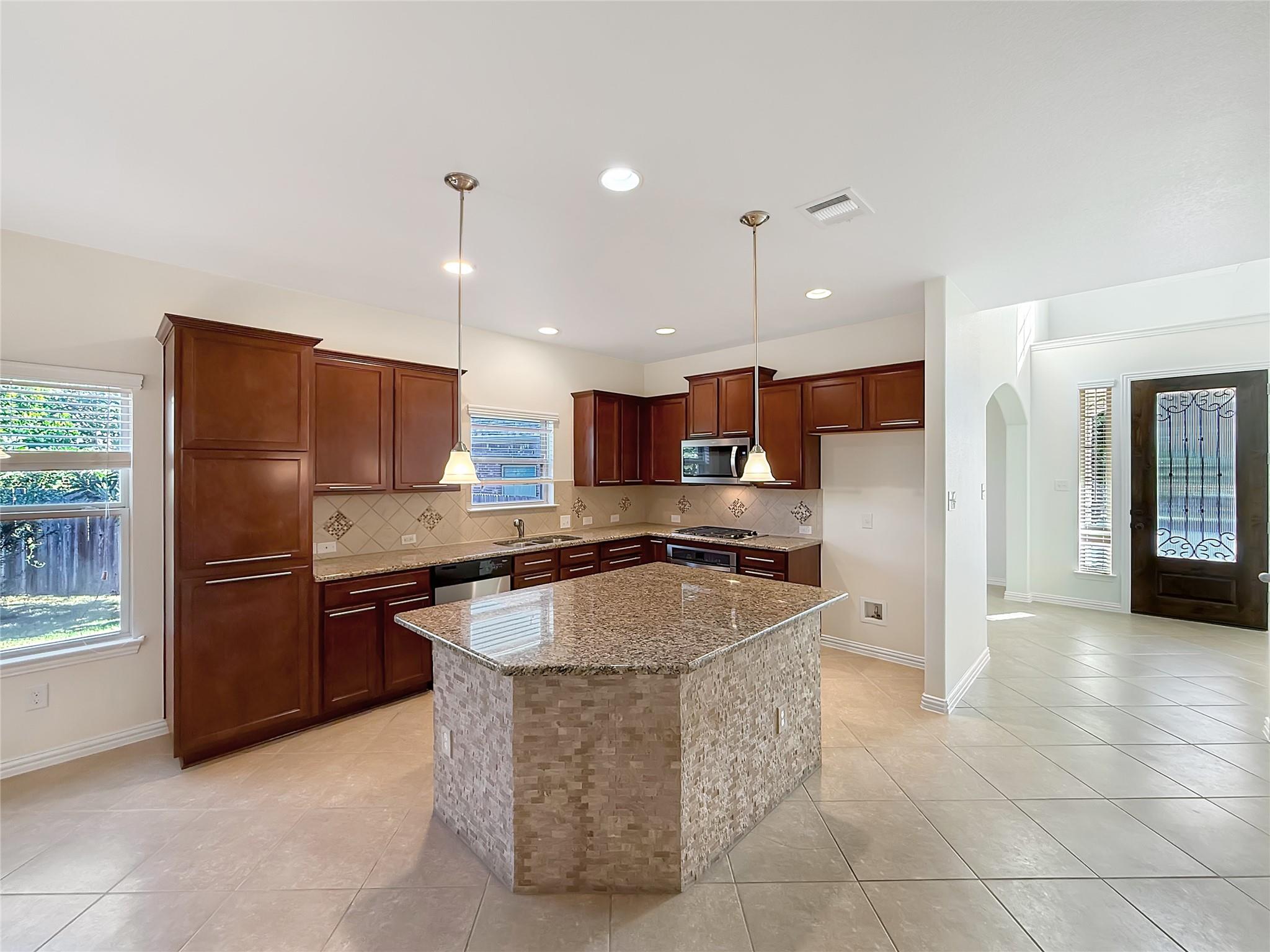 2301  Choice Pl, photo 5