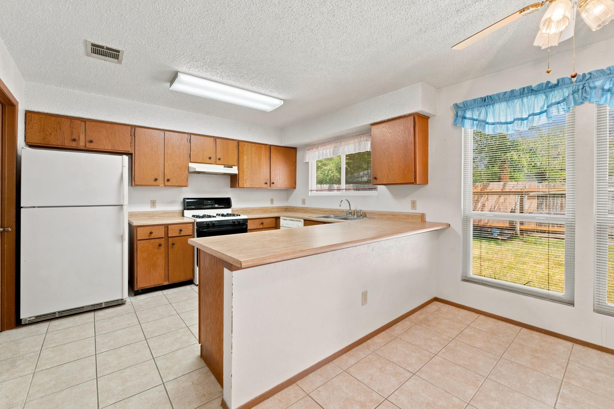 3102  Jeanne Marie Ct, photo 6