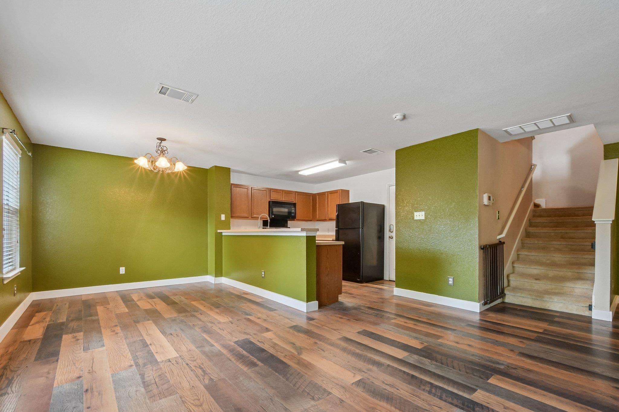 263  Quarter Ave, photo 11