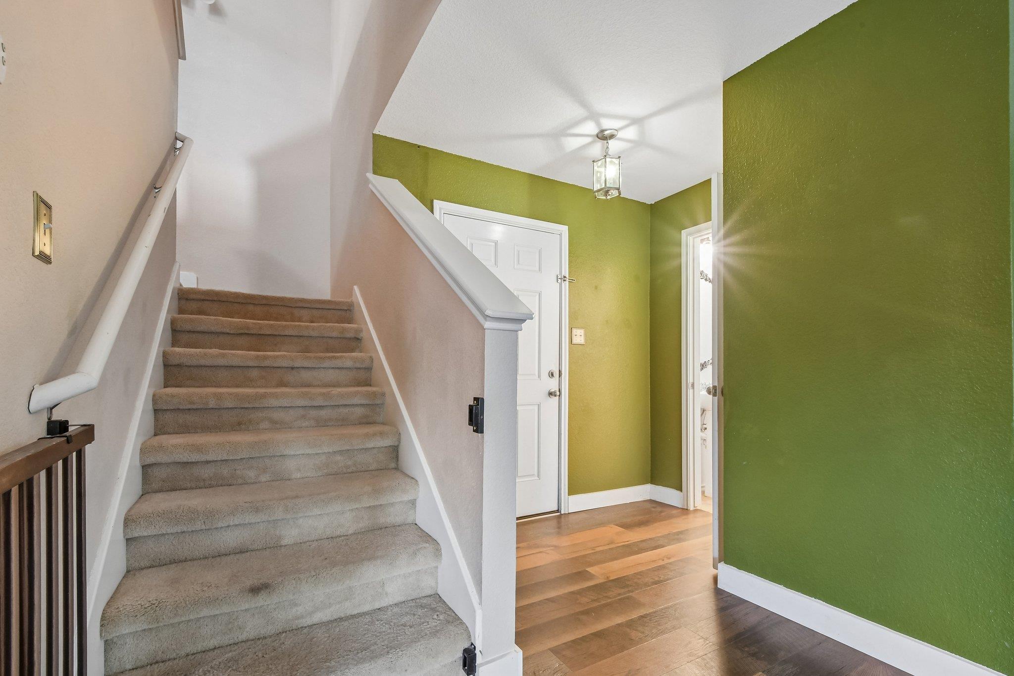 263  Quarter Ave, photo 5