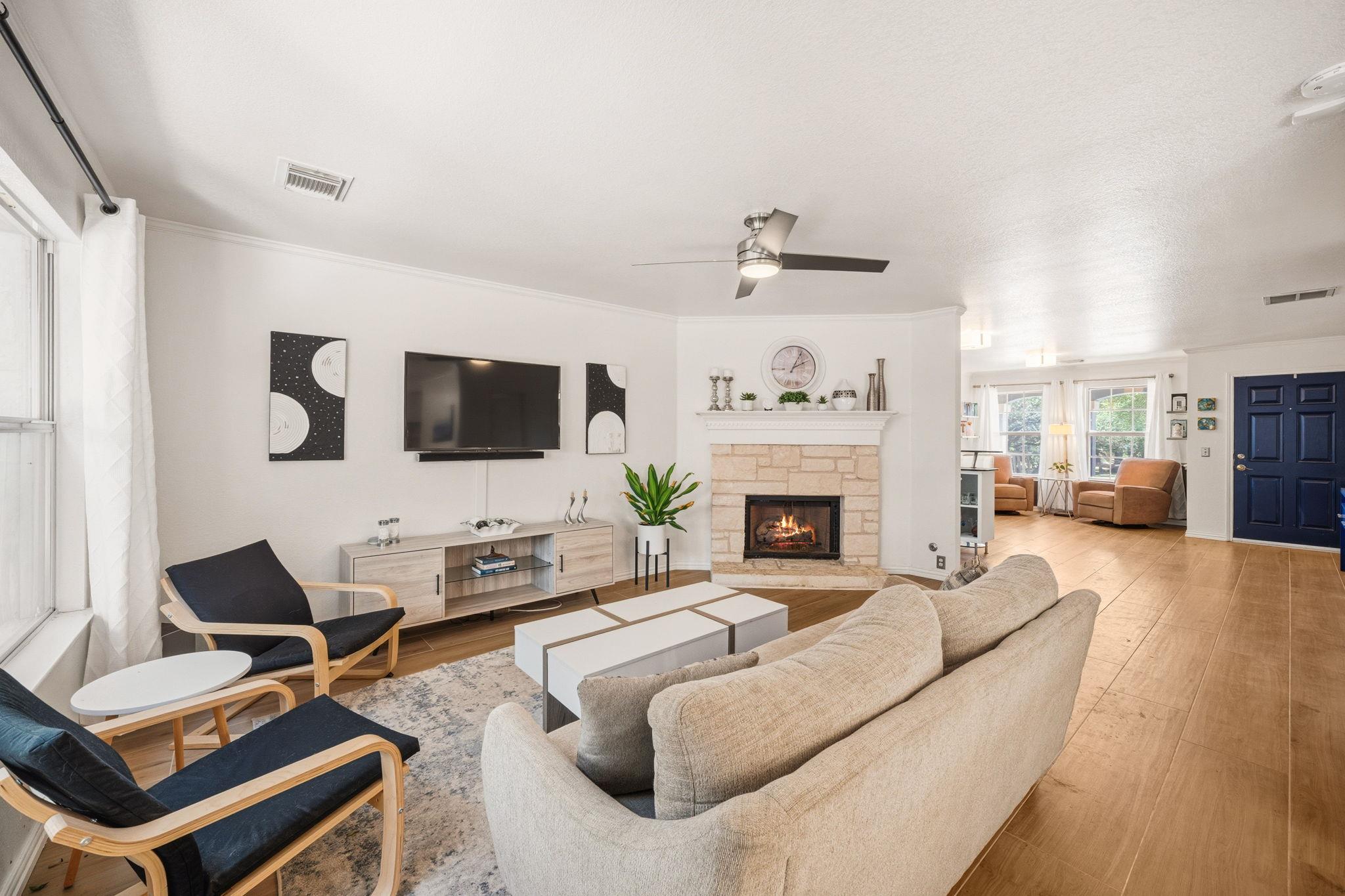 1109  Heritage Park Dr, photo 3