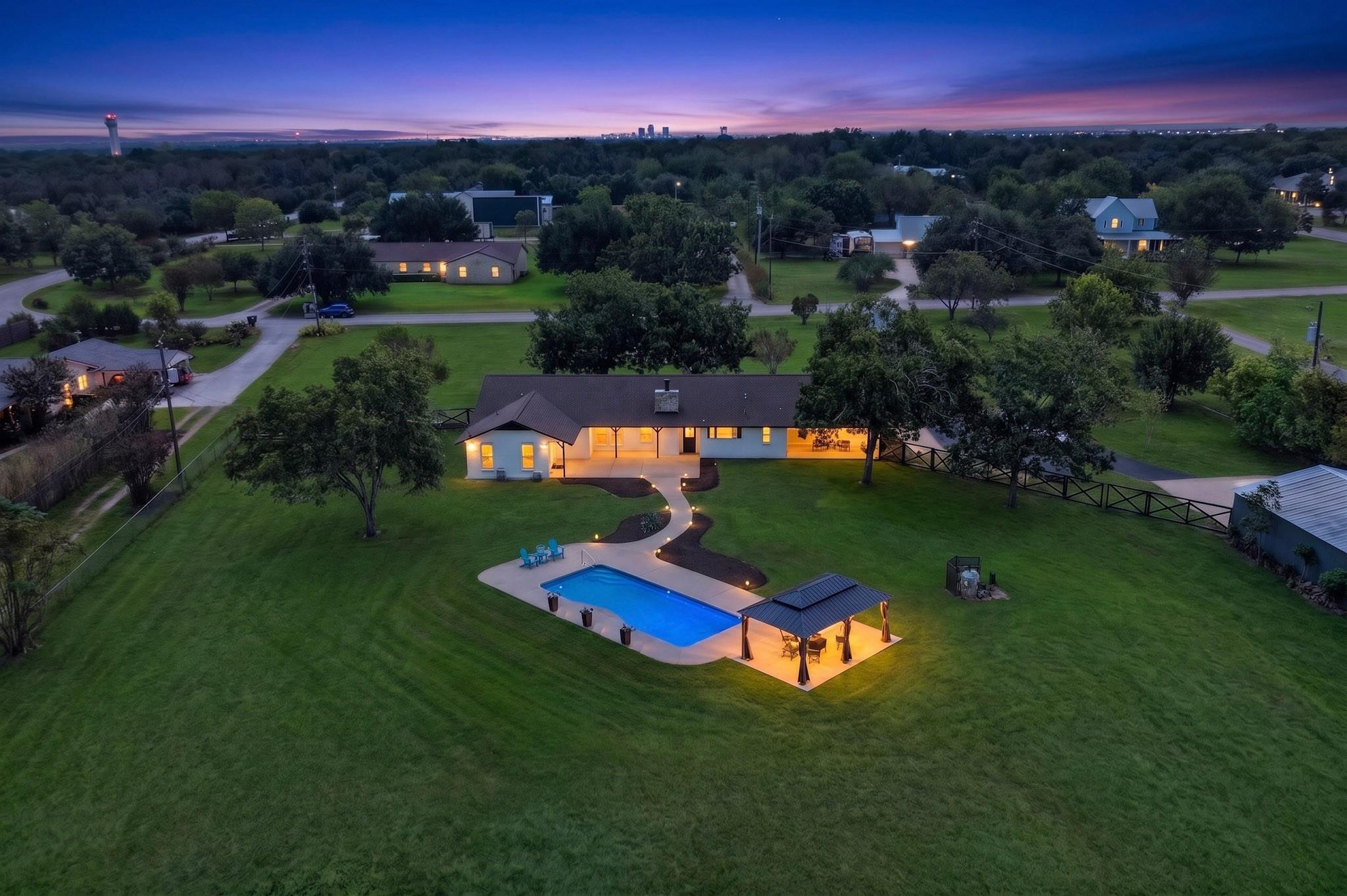 504  Buckaroo Trl, photo 4