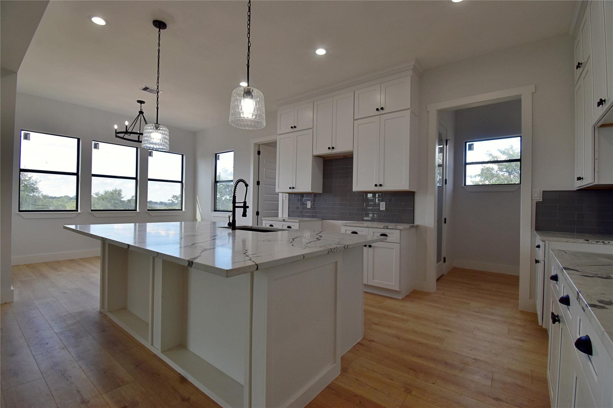 1902  Bay West Blvd Blvd, photo 5