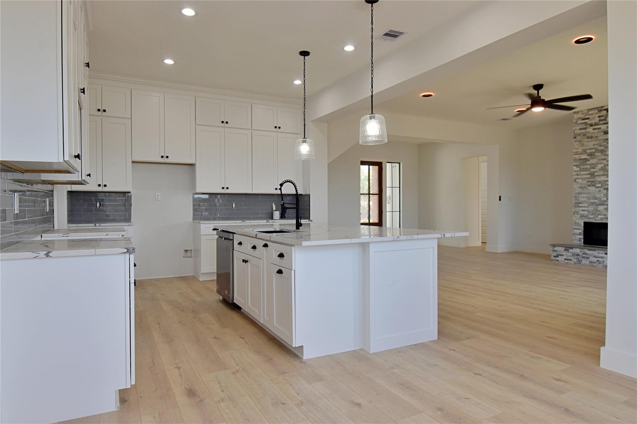 1902  Bay West Blvd Blvd, photo 7