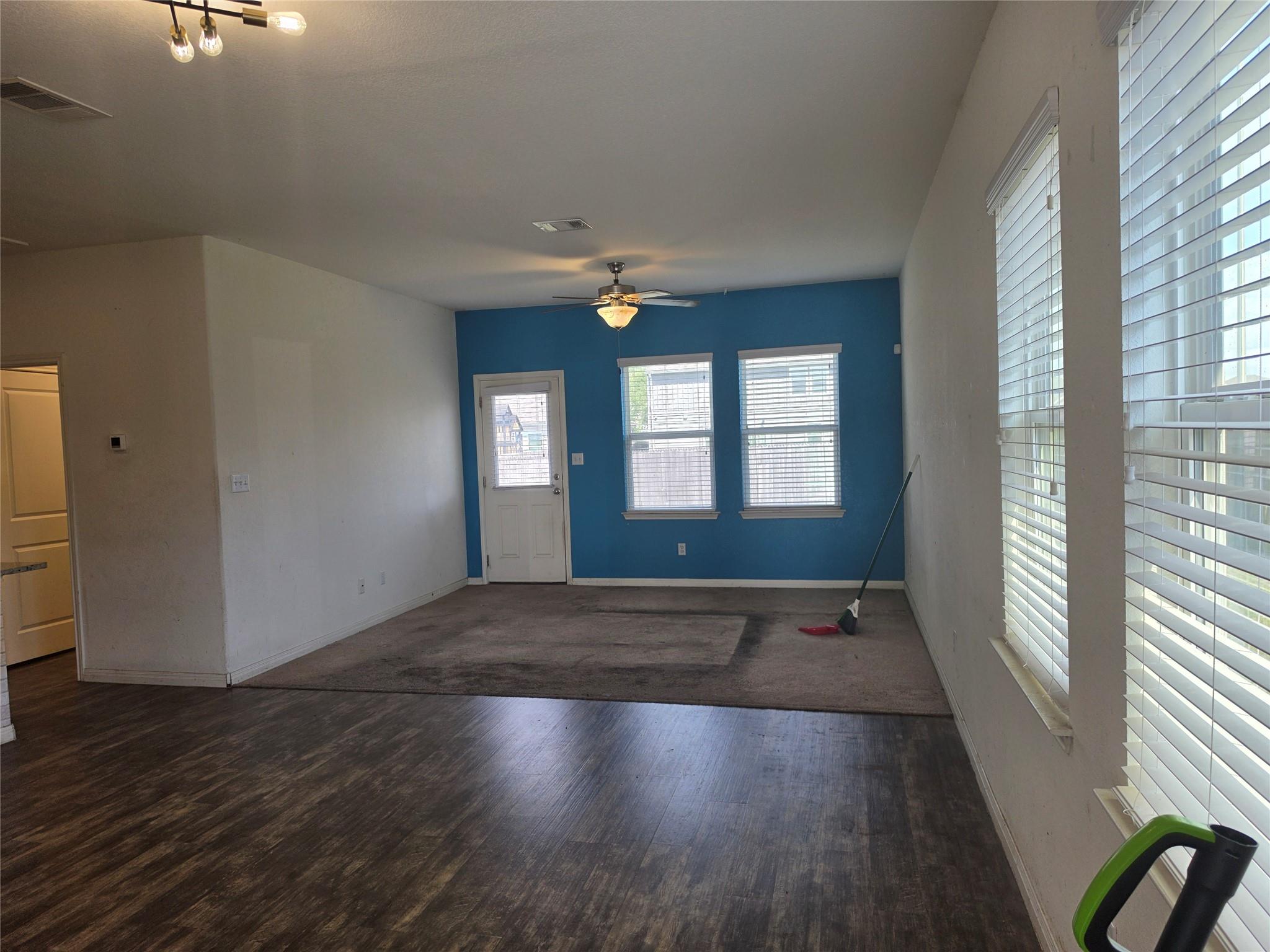 13801  Mark Christopher Way, photo 5