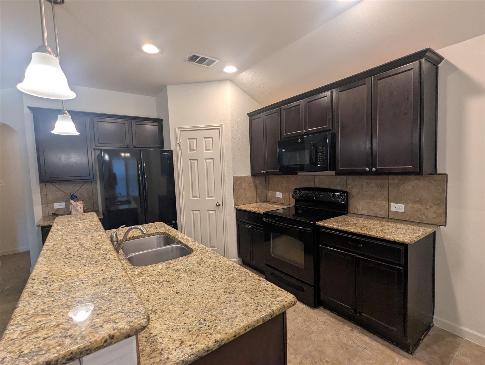 129  Park Ln, photo 5