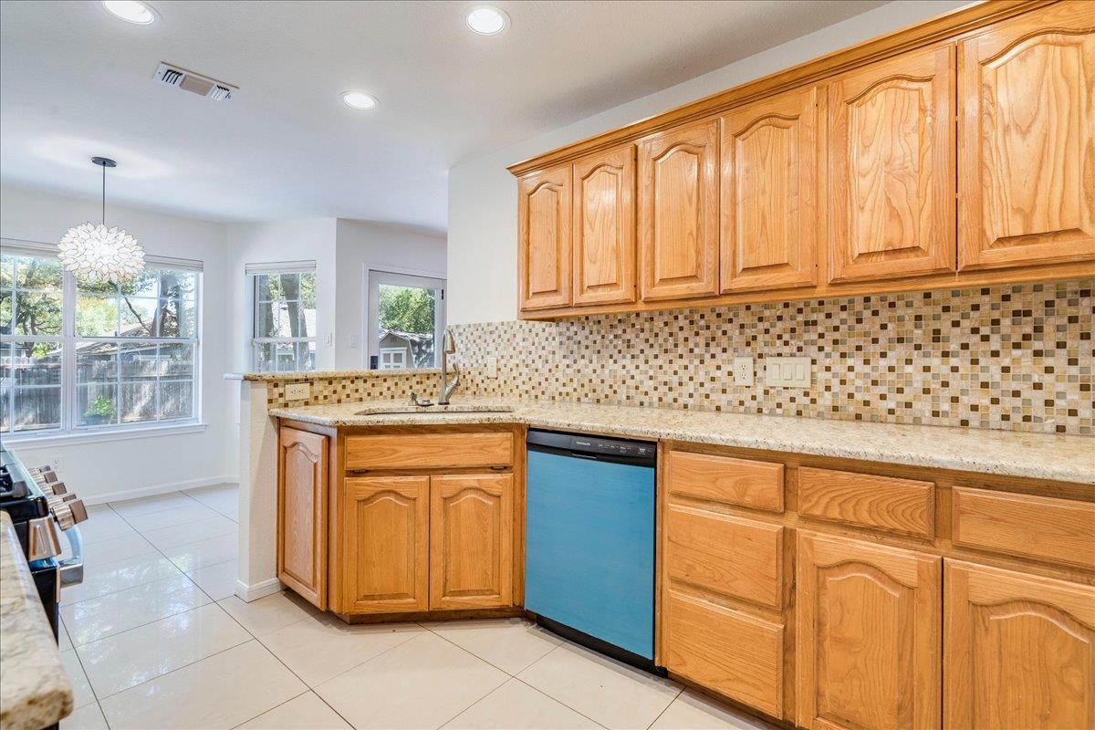 107  Windmill Cv, photo 8