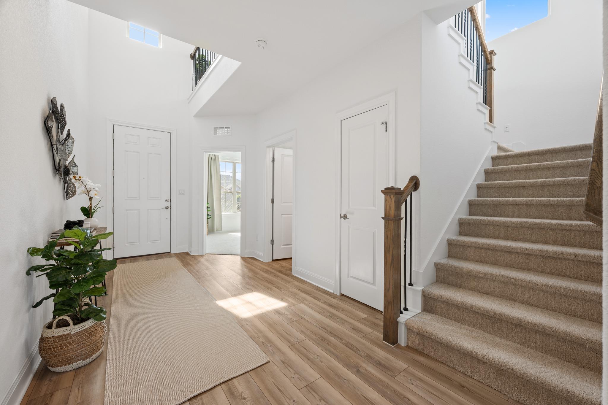 6605  Apache Plum Ln, photo 5