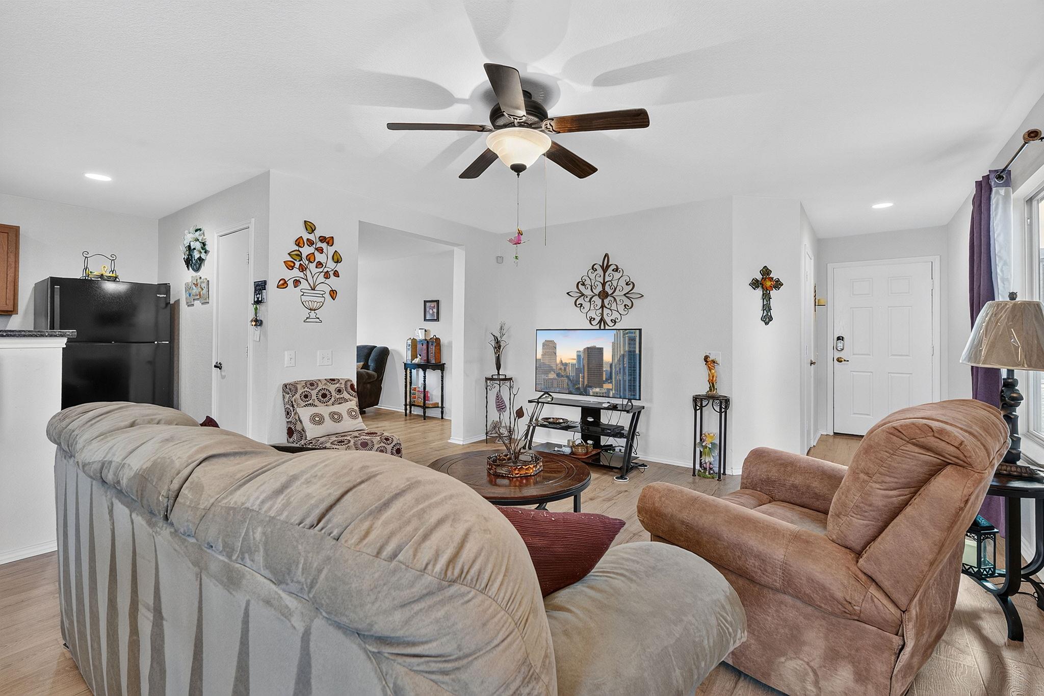 9004  Wiley Way, photo 8